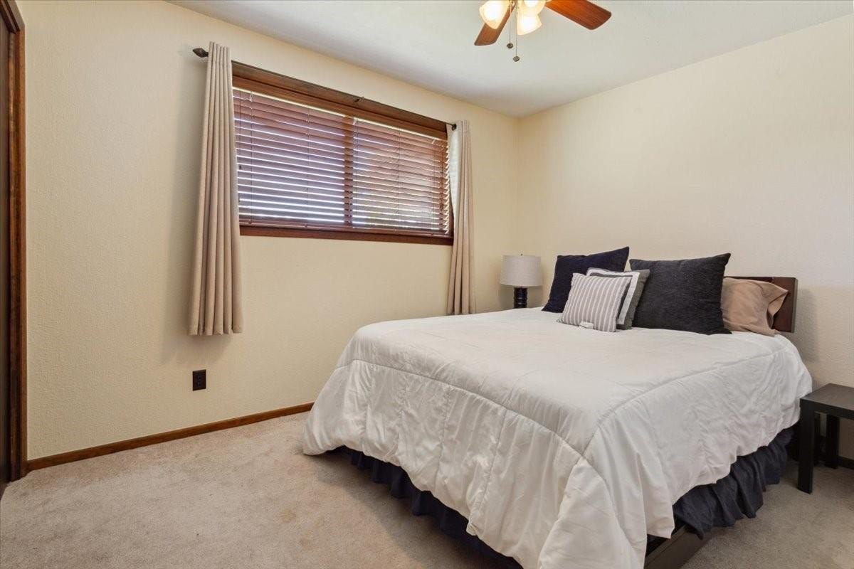 Burnet, Texas, 78611, United States, 4 Bedrooms Bedrooms, ,3 BathroomsBathrooms,Residential,For Sale,1869467