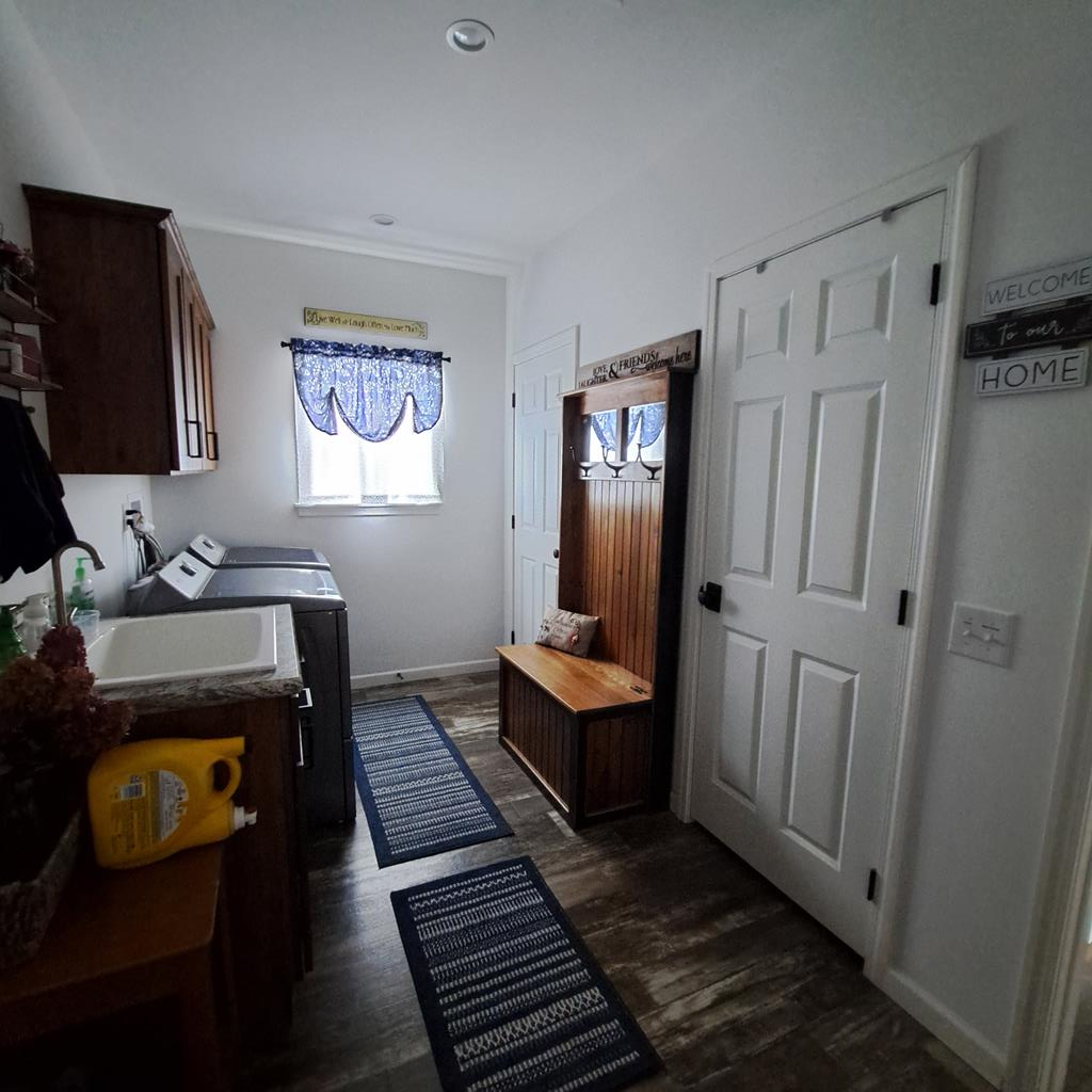Wellsboro, Pennsylvania, 16901, United States, 3 Bedrooms Bedrooms, ,2 BathroomsBathrooms,Residential,For Sale,1921968