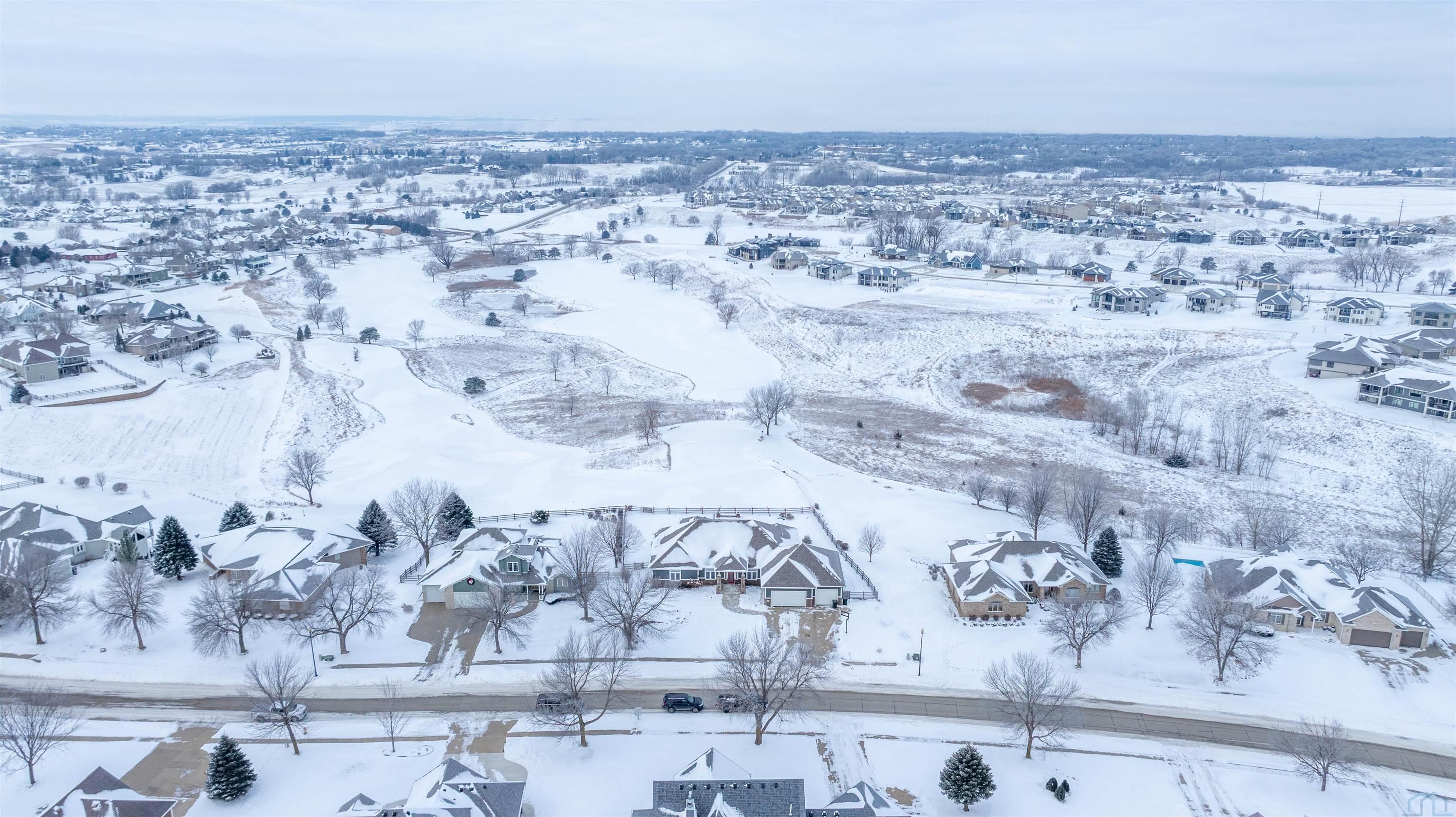 Sioux City, Iowa, 51106, United States, 5 Bedrooms Bedrooms, ,4 BathroomsBathrooms,Residential,For Sale,2002459