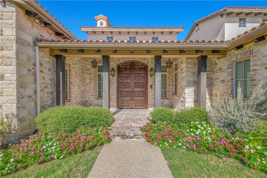 Bryan, Texas, 77802, United States, 4 Bedrooms Bedrooms, ,6 BathroomsBathrooms,Residential,For Sale,2037788