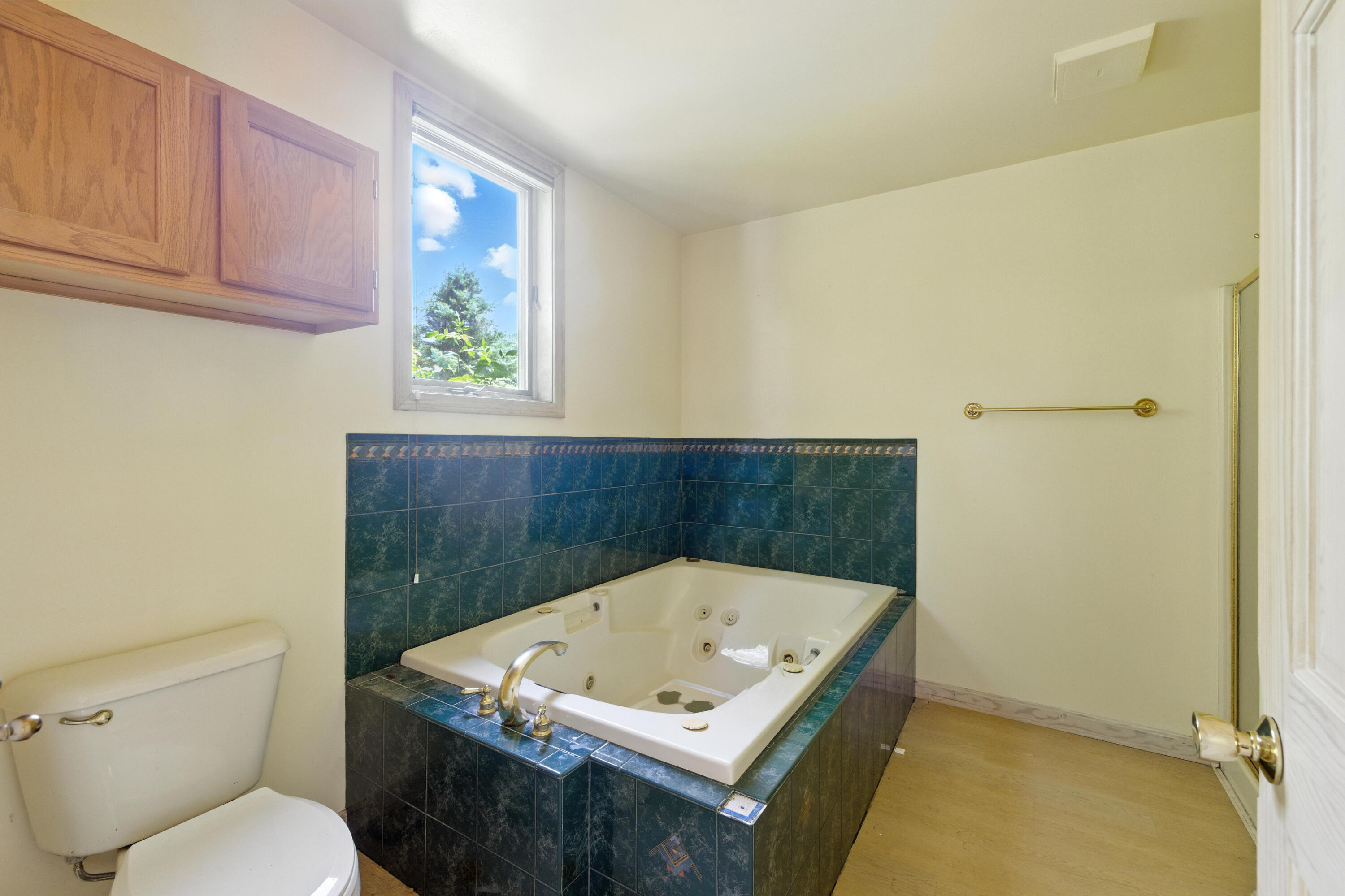 Lewiston, Maine, 04240, United States, 4 Bedrooms Bedrooms, ,3 BathroomsBathrooms,Residential,For Sale,1770488