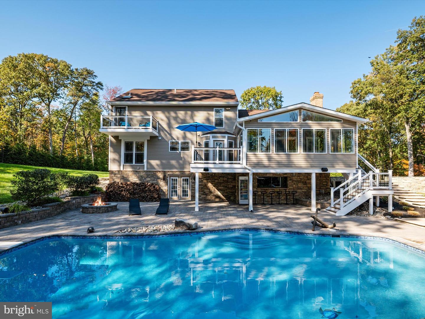 Pasadena, Maryland, 21122, United States, 4 Bedrooms Bedrooms, ,4 BathroomsBathrooms,Residential,For Sale,1989268