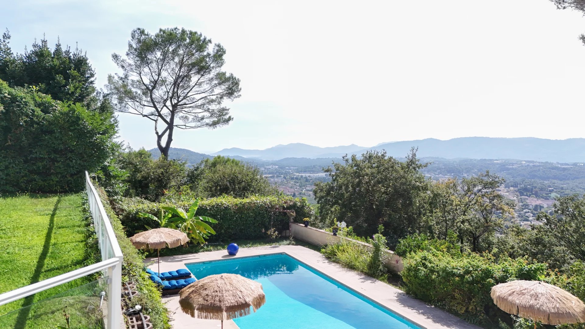 Mougins, Provence-Alpes-Côte d’Azur, 06250, FR, 6 Bedrooms Bedrooms, ,4 BathroomsBathrooms,Residential,For Sale,1987757