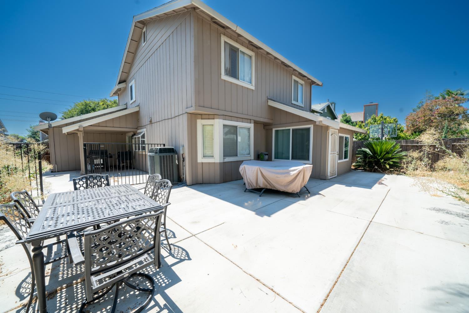 Modesto, California, 95355, United States, 3 Bedrooms Bedrooms, ,3 BathroomsBathrooms,Residential,For Sale,1921858