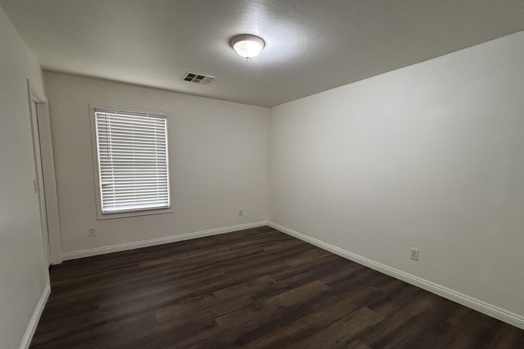  2239 E Bowker Street  Phoenix, AZ - 物件實景