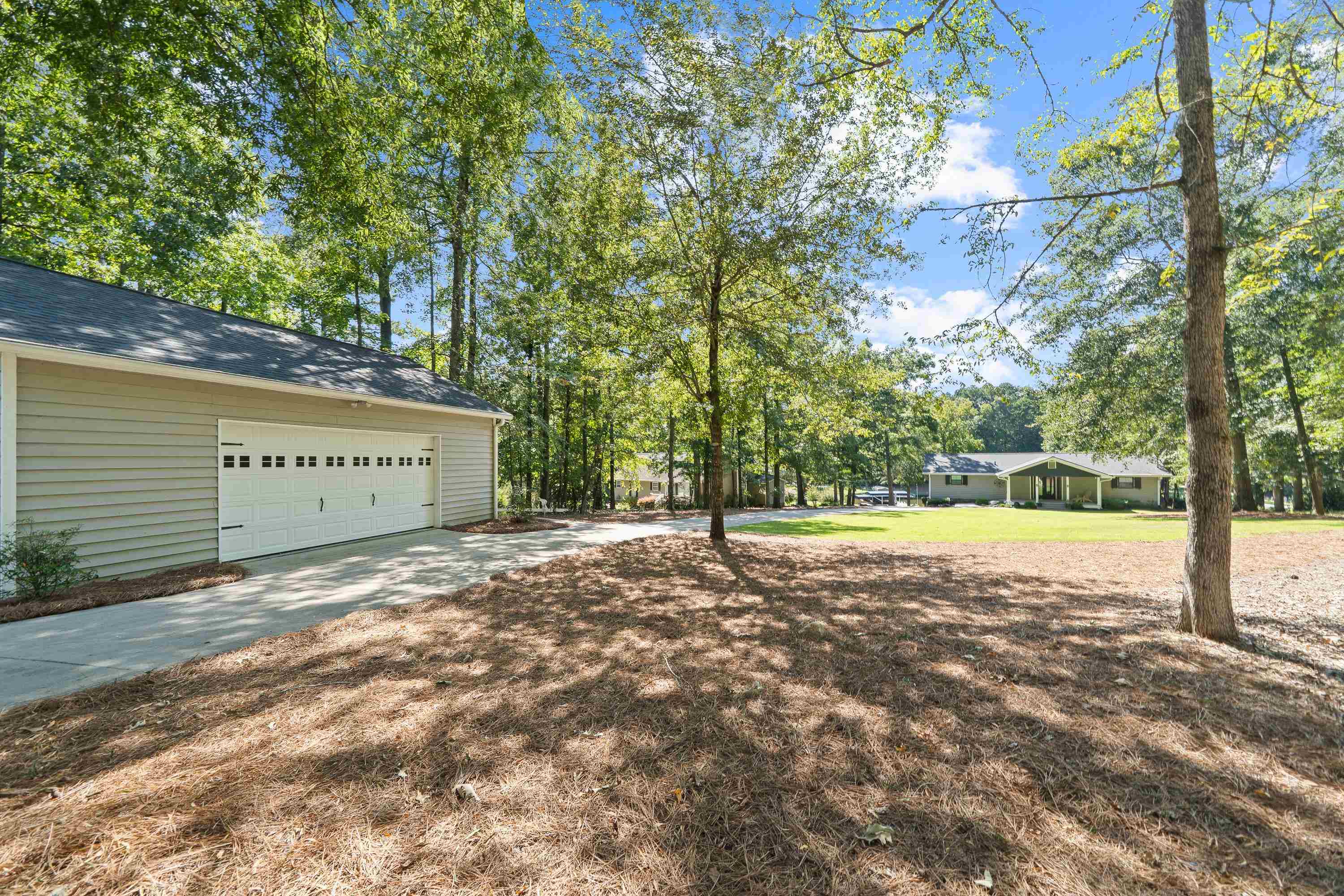 Eatonton, Georgia, 31024, United States, 3 Bedrooms Bedrooms, ,3 BathroomsBathrooms,Residential,For Sale,1950859