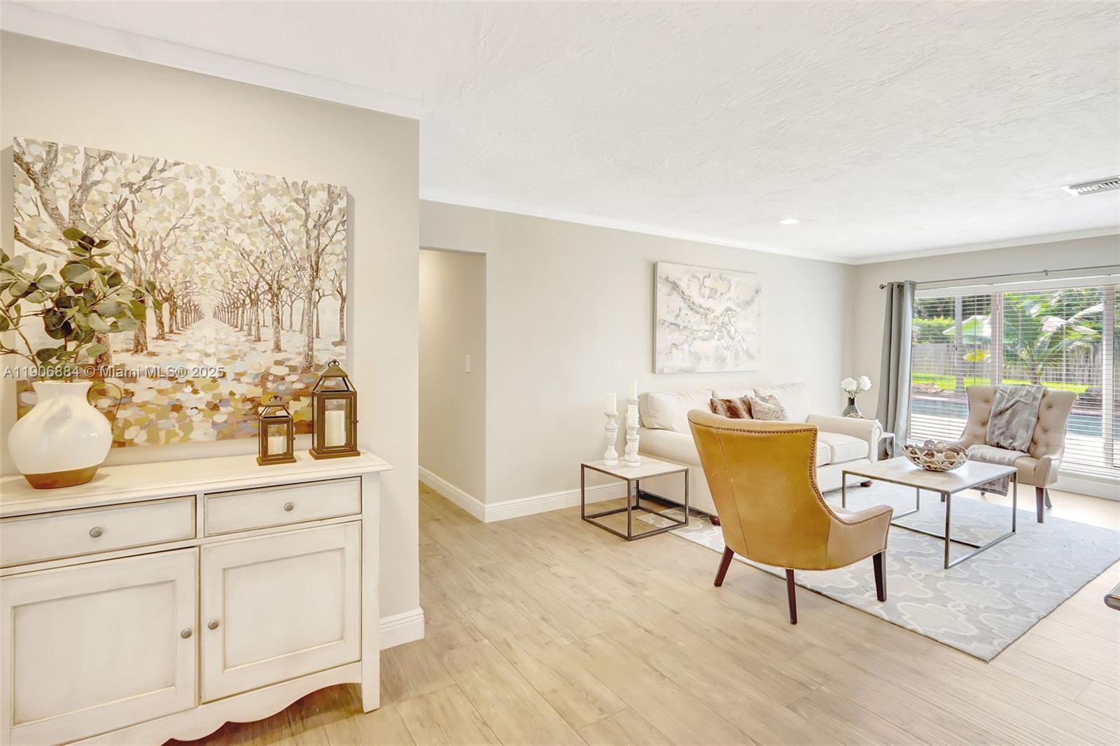 Miami, Florida, 33176, United States, 4 Bedrooms Bedrooms, ,2 BathroomsBathrooms,Residential,For Sale,1986313