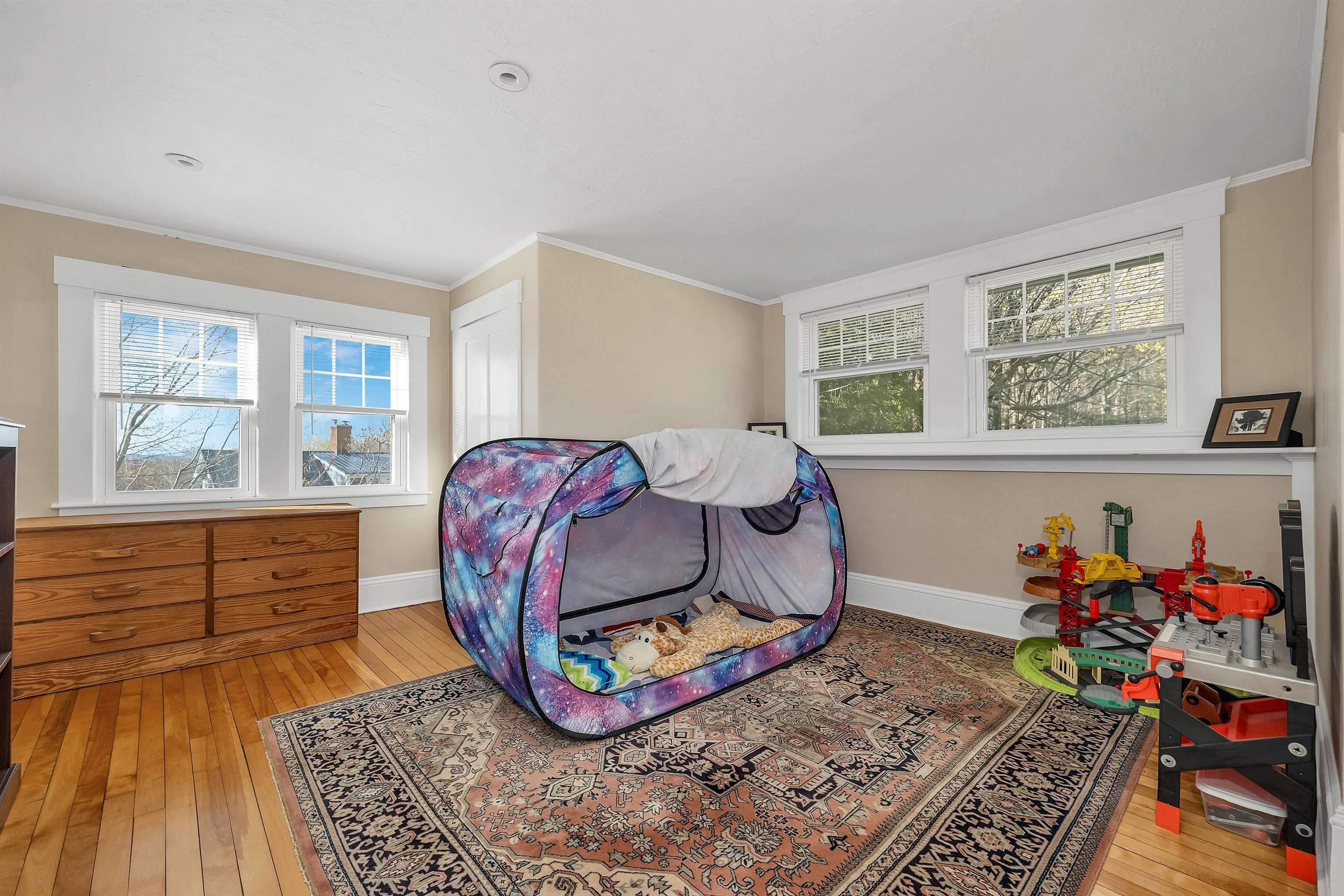 Meredith, New Hampshire, 03253, United States, 3 Bedrooms Bedrooms, ,2 BathroomsBathrooms,Residential,For Sale,1793827