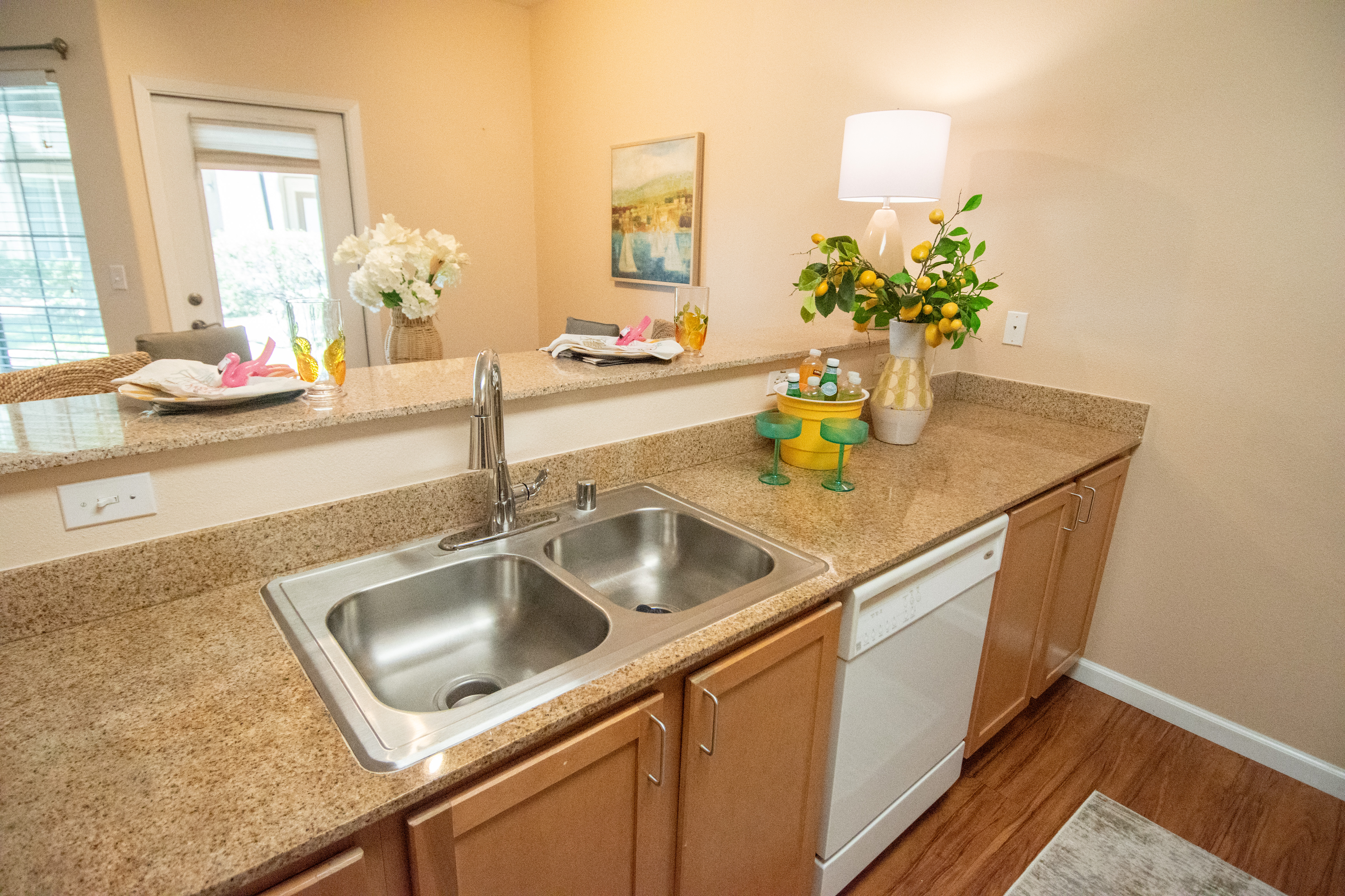  4200 East Commerce Way #2412, Sacramento, CA 95834 - 物件實景