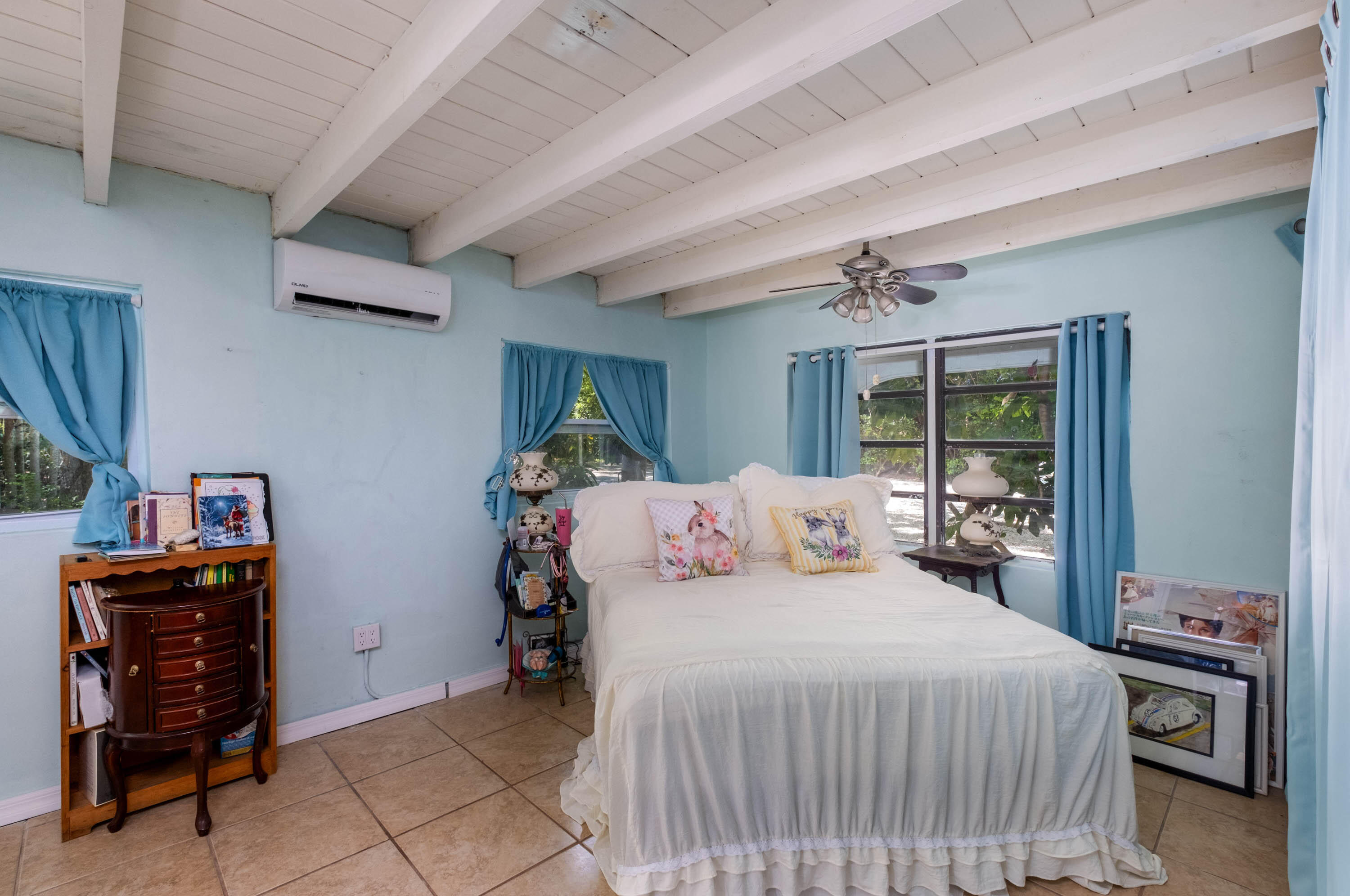 KEY LARGO, Florida, 33037, United States, 10 Bedrooms Bedrooms, ,9 BathroomsBathrooms,Residential,For Sale,1759223