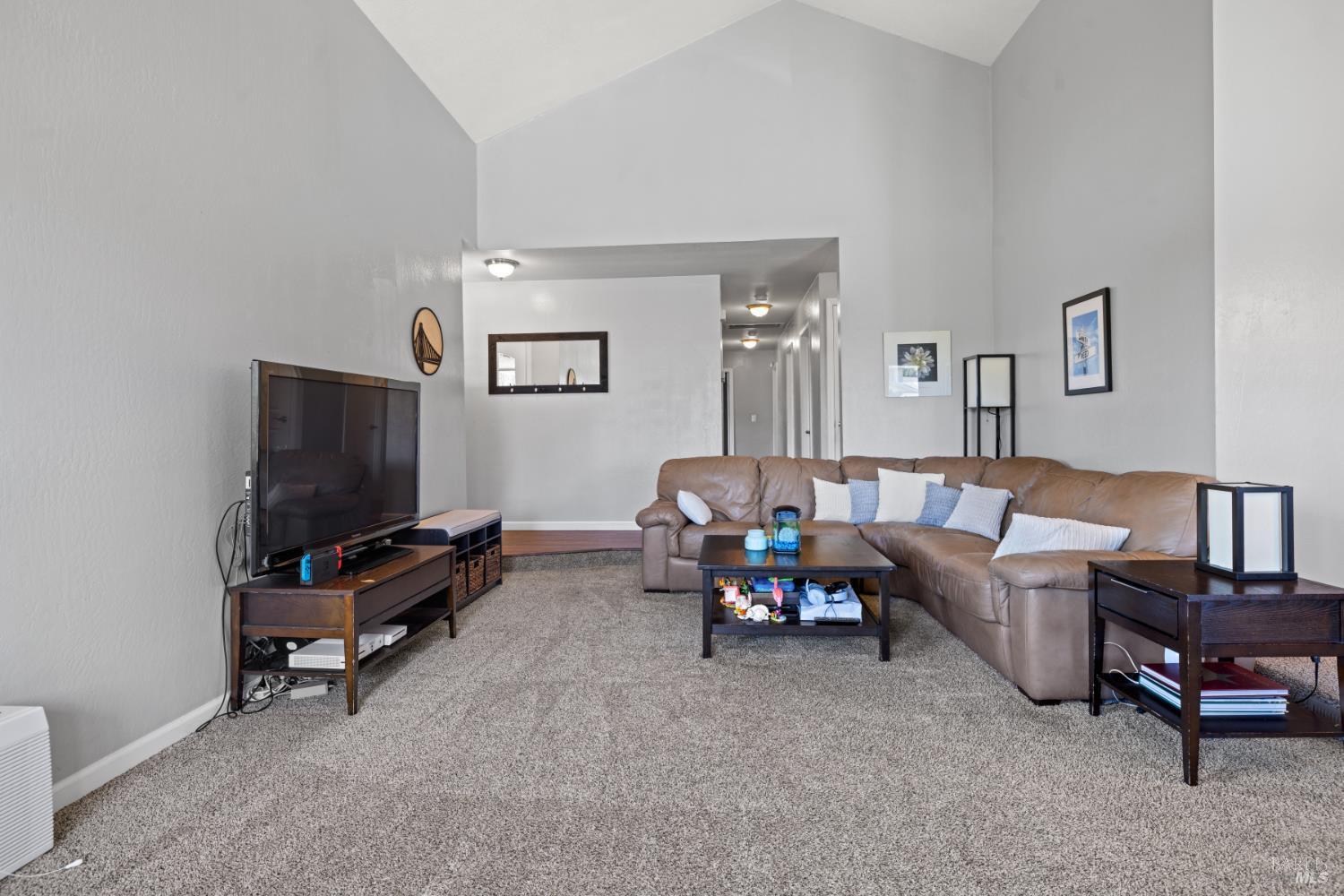 Petaluma, California, 94954, United States, 4 Bedrooms Bedrooms, ,2 BathroomsBathrooms,Residential,For Sale,1921484