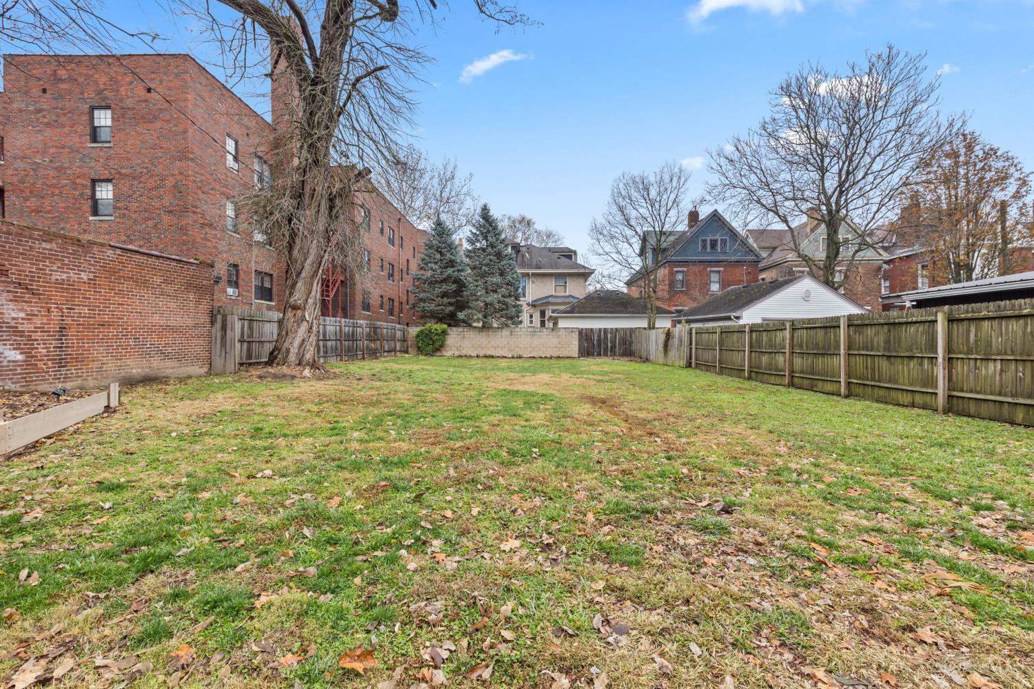 Cincinnati, Ohio, 45206, United States, 3 Bedrooms Bedrooms, ,3 BathroomsBathrooms,Residential,For Sale,1997229