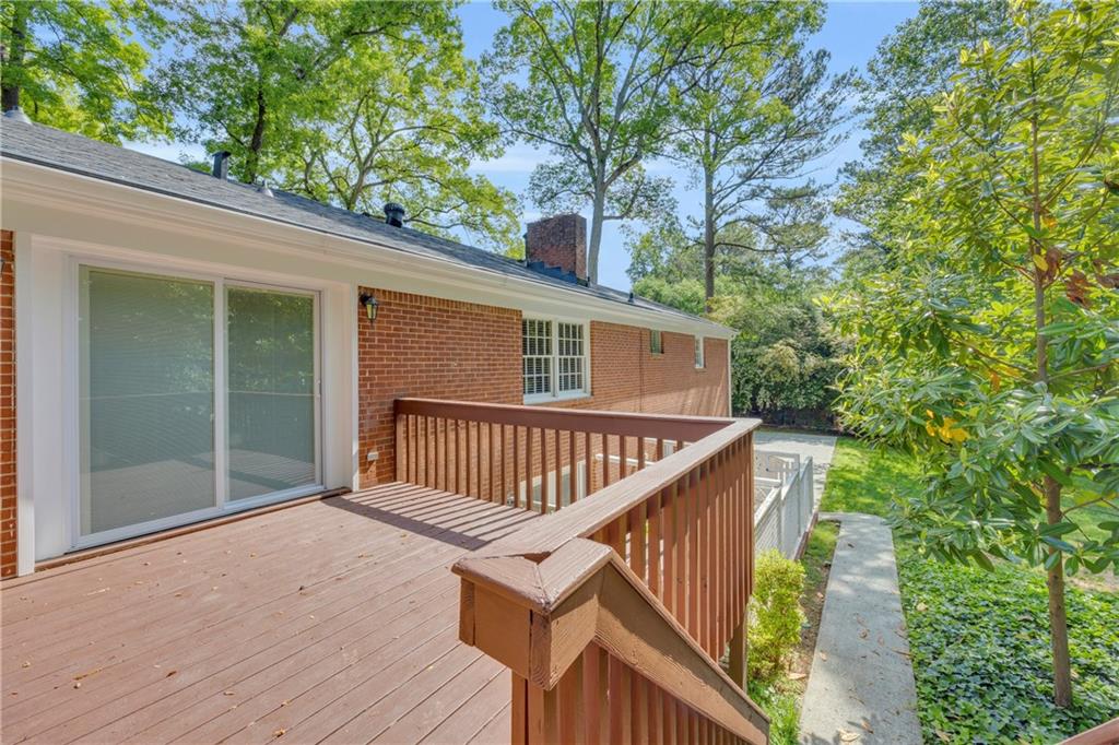 Dunwoody, Georgia, 30338, United States, 4 Bedrooms Bedrooms, ,3 BathroomsBathrooms,Residential,For Sale,1931149
