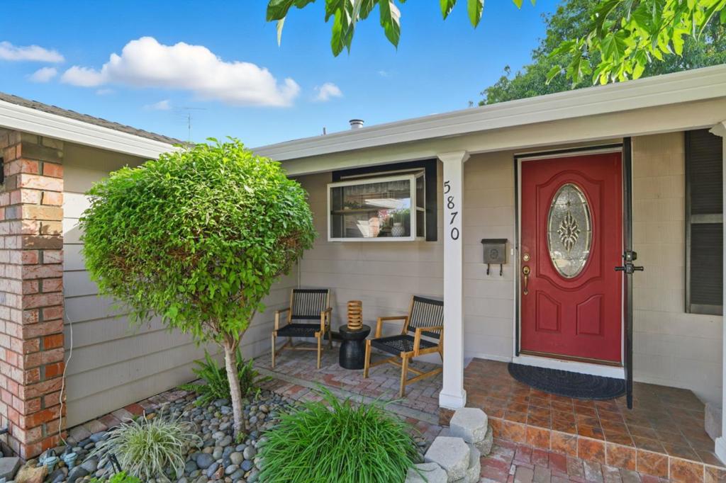 San Jose, California, 95123, United States, 3 Bedrooms Bedrooms, ,2 BathroomsBathrooms,Residential,For Sale,1975297