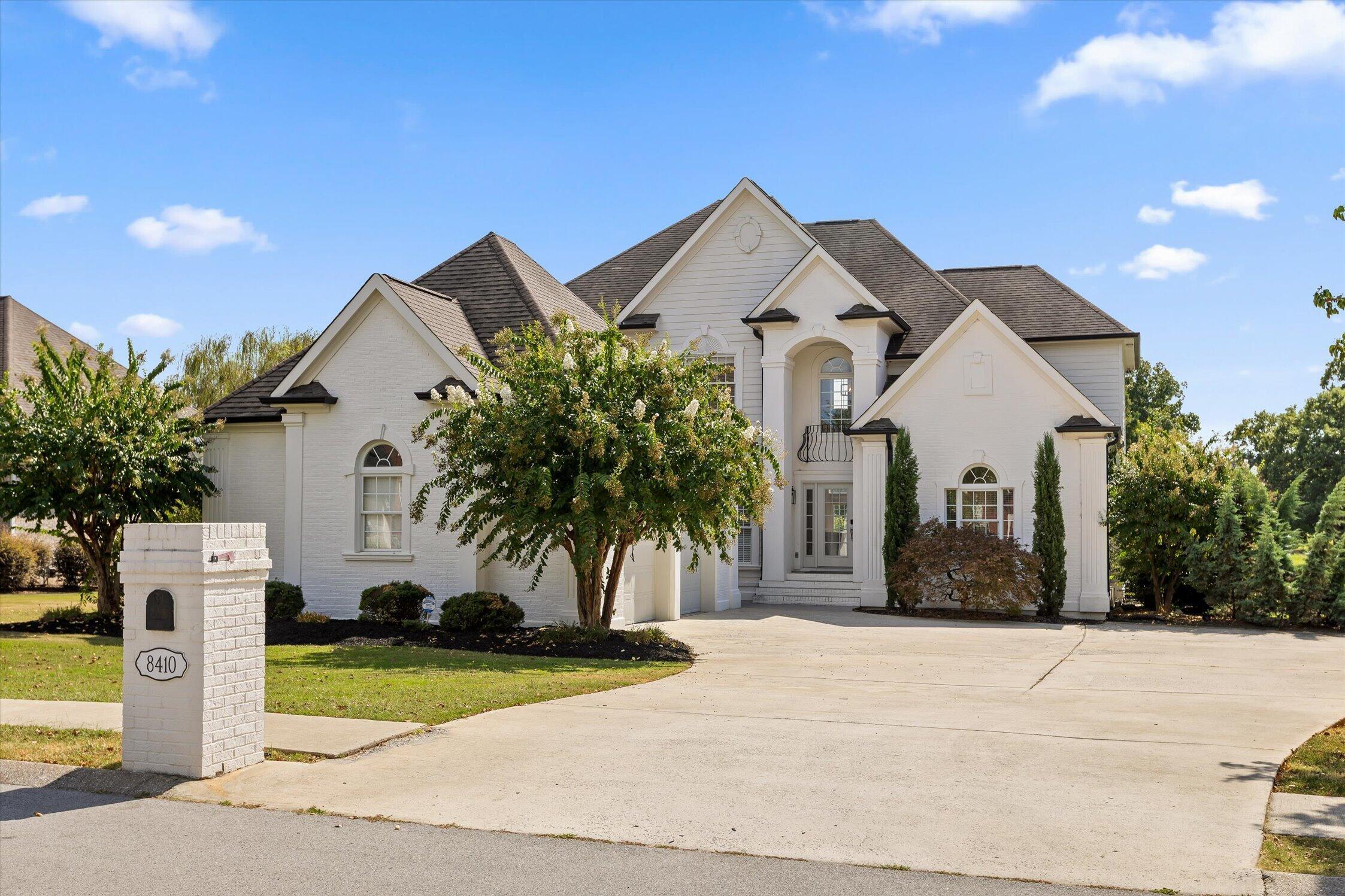 Rambling Rose Dr, Ooltewah, TN 37363