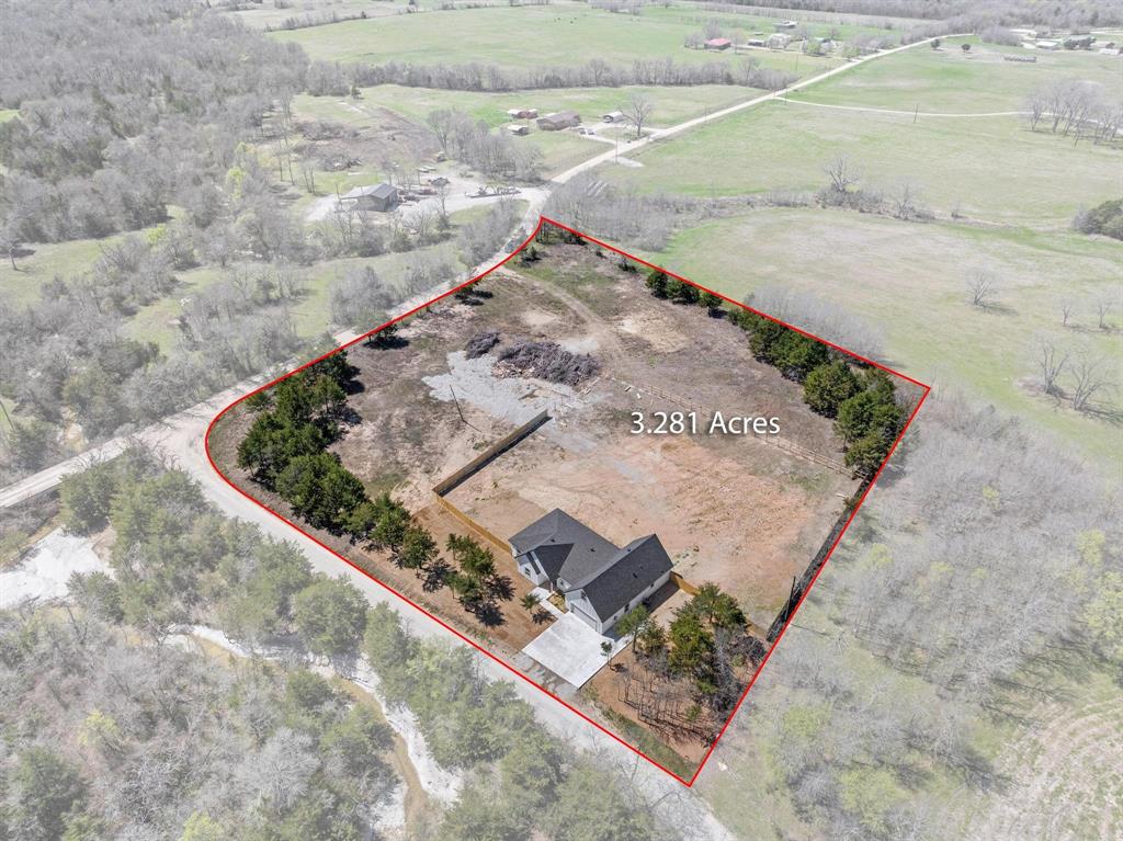 Petty, Texas, 75470, United States, 4 Bedrooms Bedrooms, ,4 BathroomsBathrooms,Residential,For Sale,1921073