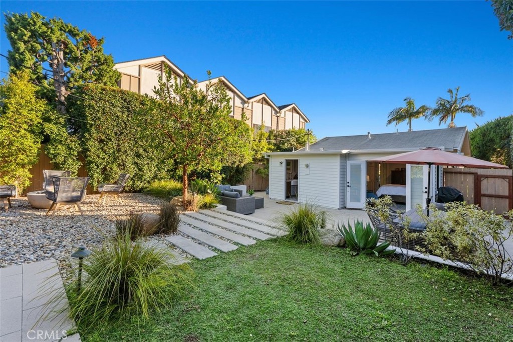 Laguna Beach, California, 92651, United States, 2 Bedrooms Bedrooms, ,1 BathroomBathrooms,Residential,For Sale,2000928