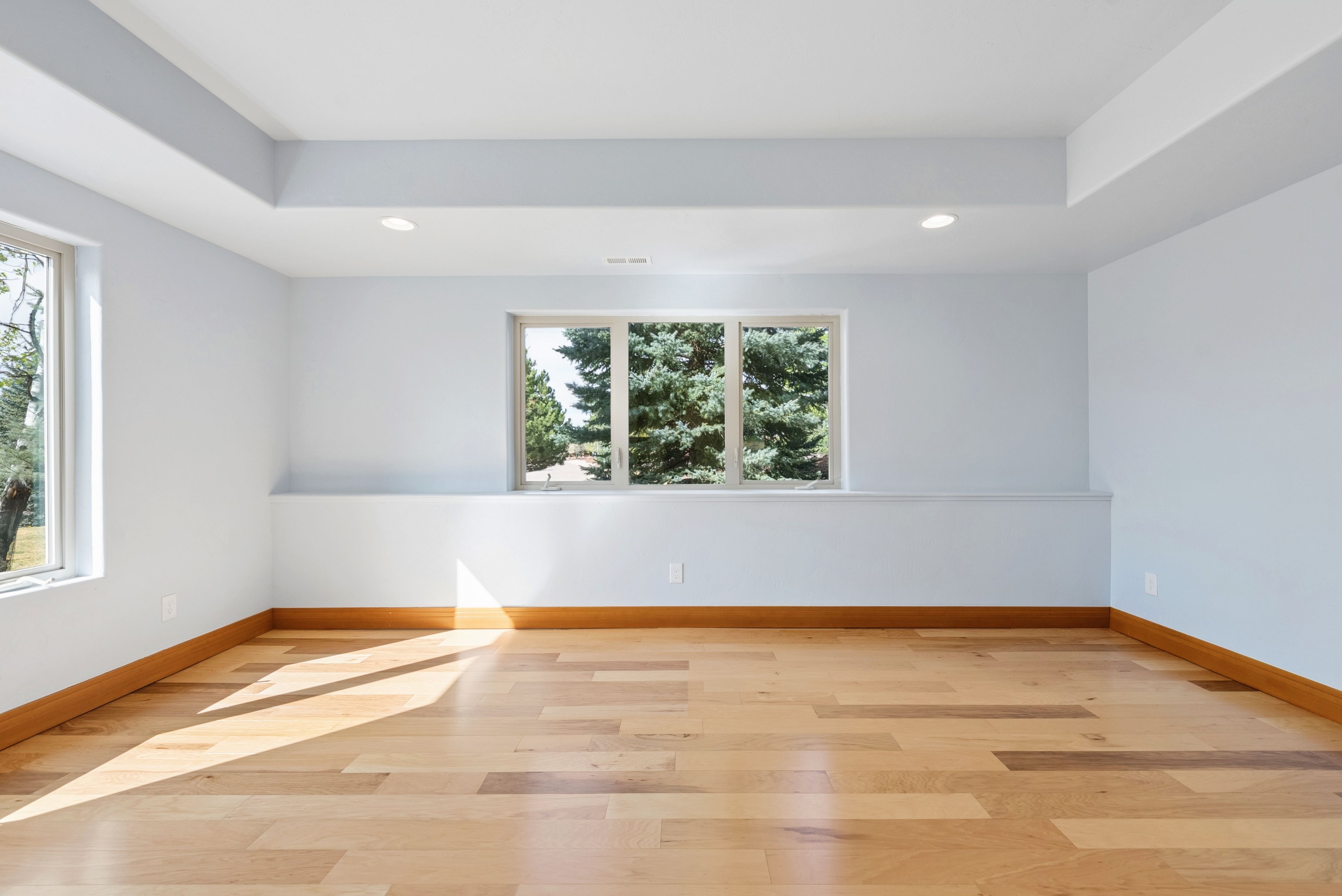  Set high on a hill in The Timbers and backing to open space - 物件實景