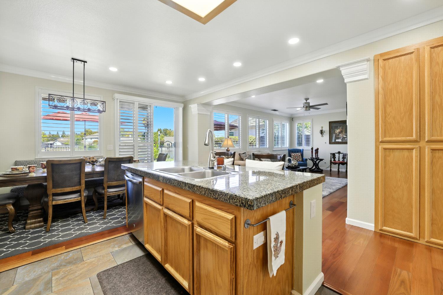 Sacramento, California, 95834, United States, 4 Bedrooms Bedrooms, ,3 BathroomsBathrooms,Residential,For Sale,1932089