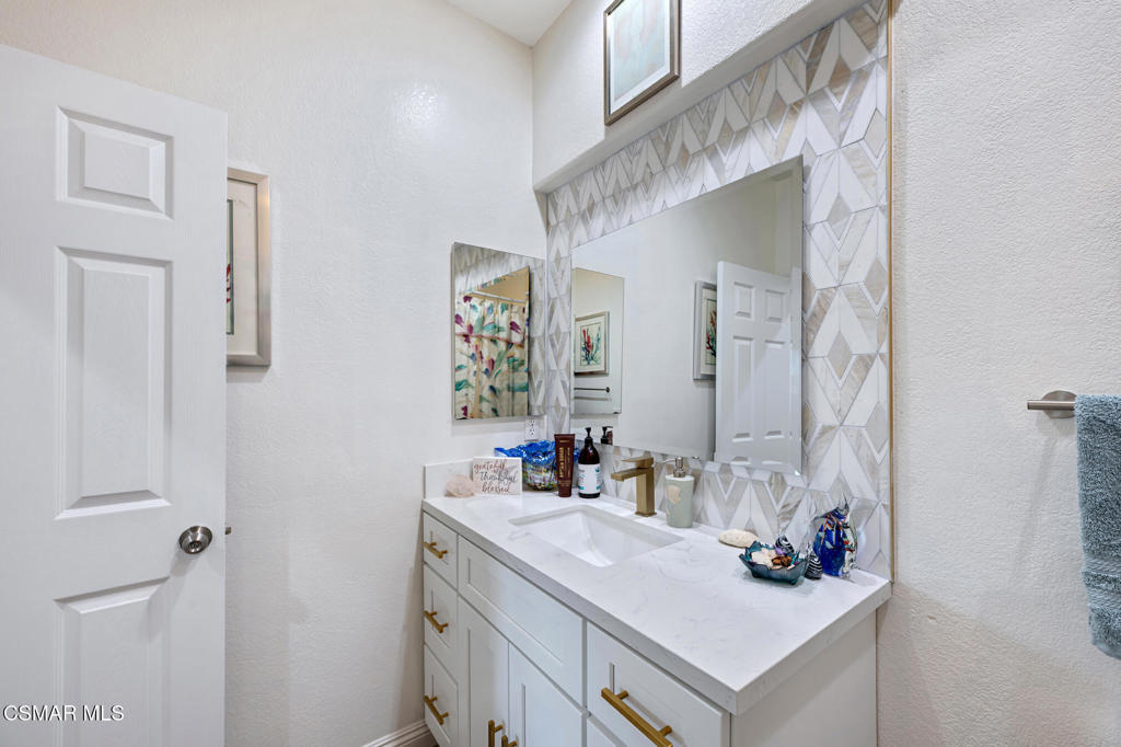 Newbury Park, California, 91320, United States, 3 Bedrooms Bedrooms, ,3 BathroomsBathrooms,Residential,For Sale,2048457
