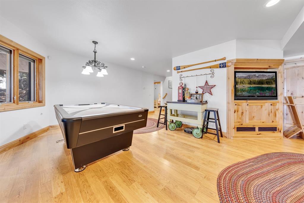 Lake Almanor West, California, 96020, United States, 6 Bedrooms Bedrooms, ,4 BathroomsBathrooms,Residential,For Sale,1950593