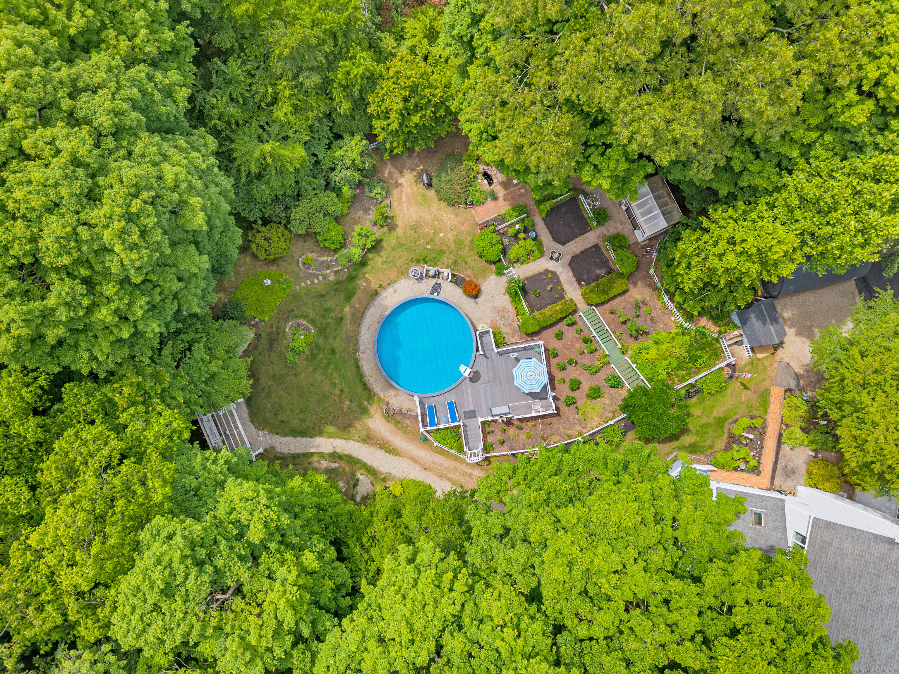 Madison, Connecticut, 06443, United States, 4 Bedrooms Bedrooms, ,3 BathroomsBathrooms,Residential,For Sale,1896835
