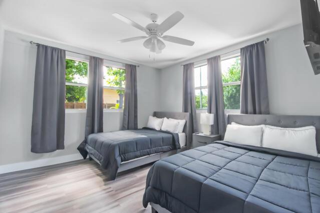 West Palm Beach, Florida, 33407, United States, 4 Bedrooms Bedrooms, ,2 BathroomsBathrooms,Residential,For Sale,1978414