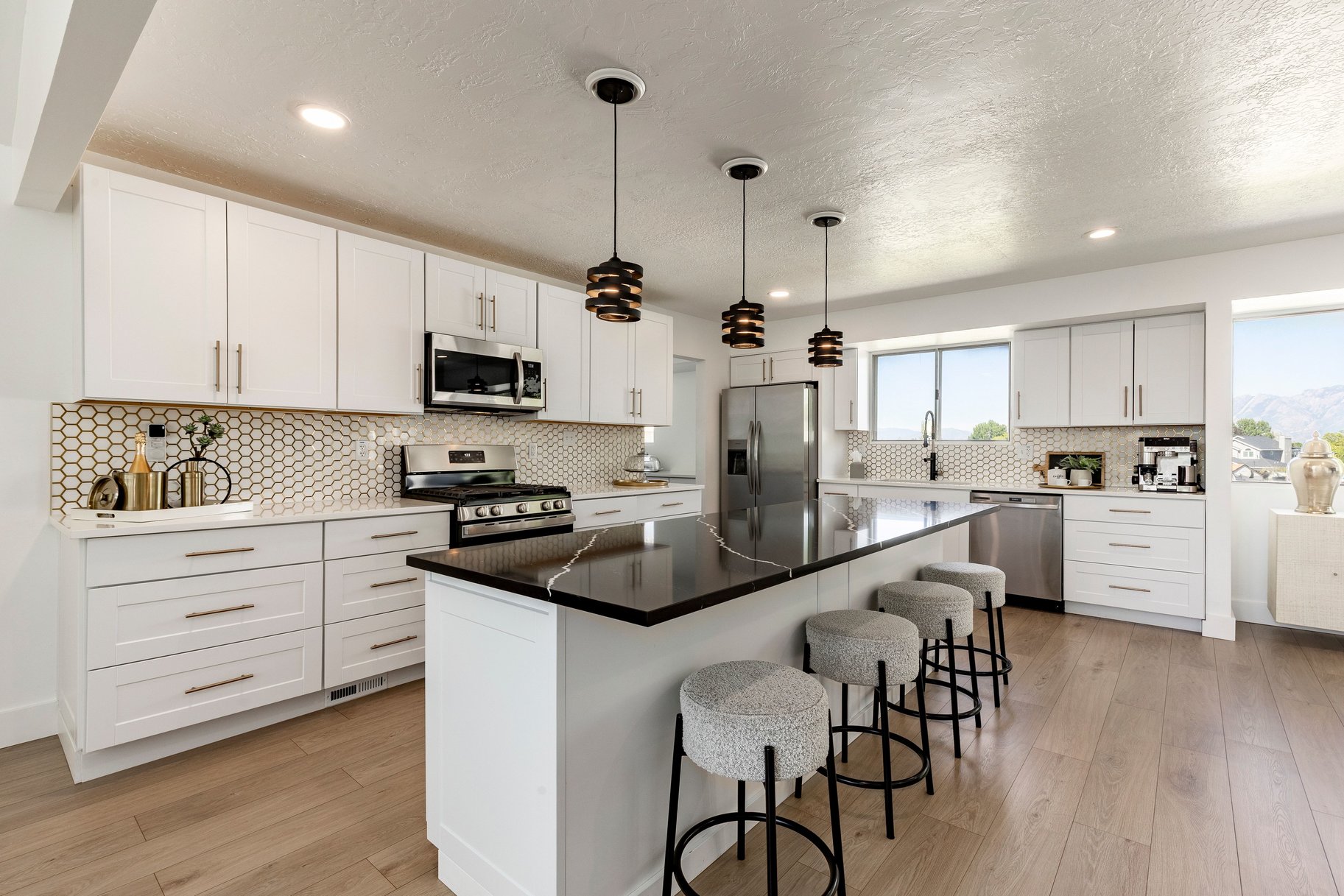  Modern Renovation Meets Flexible Living - 物件實景