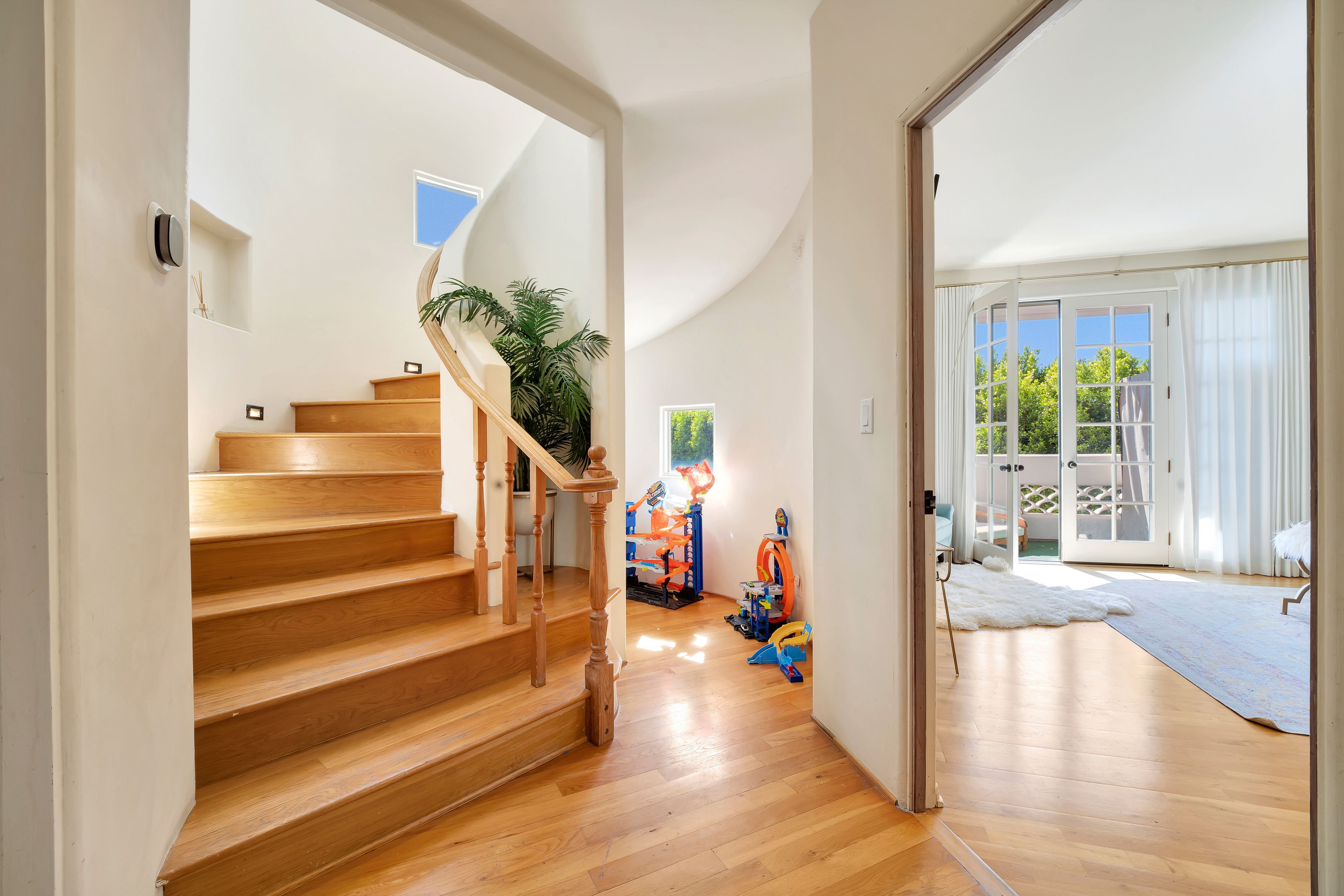  2915 Valmere Dr - 物件實景