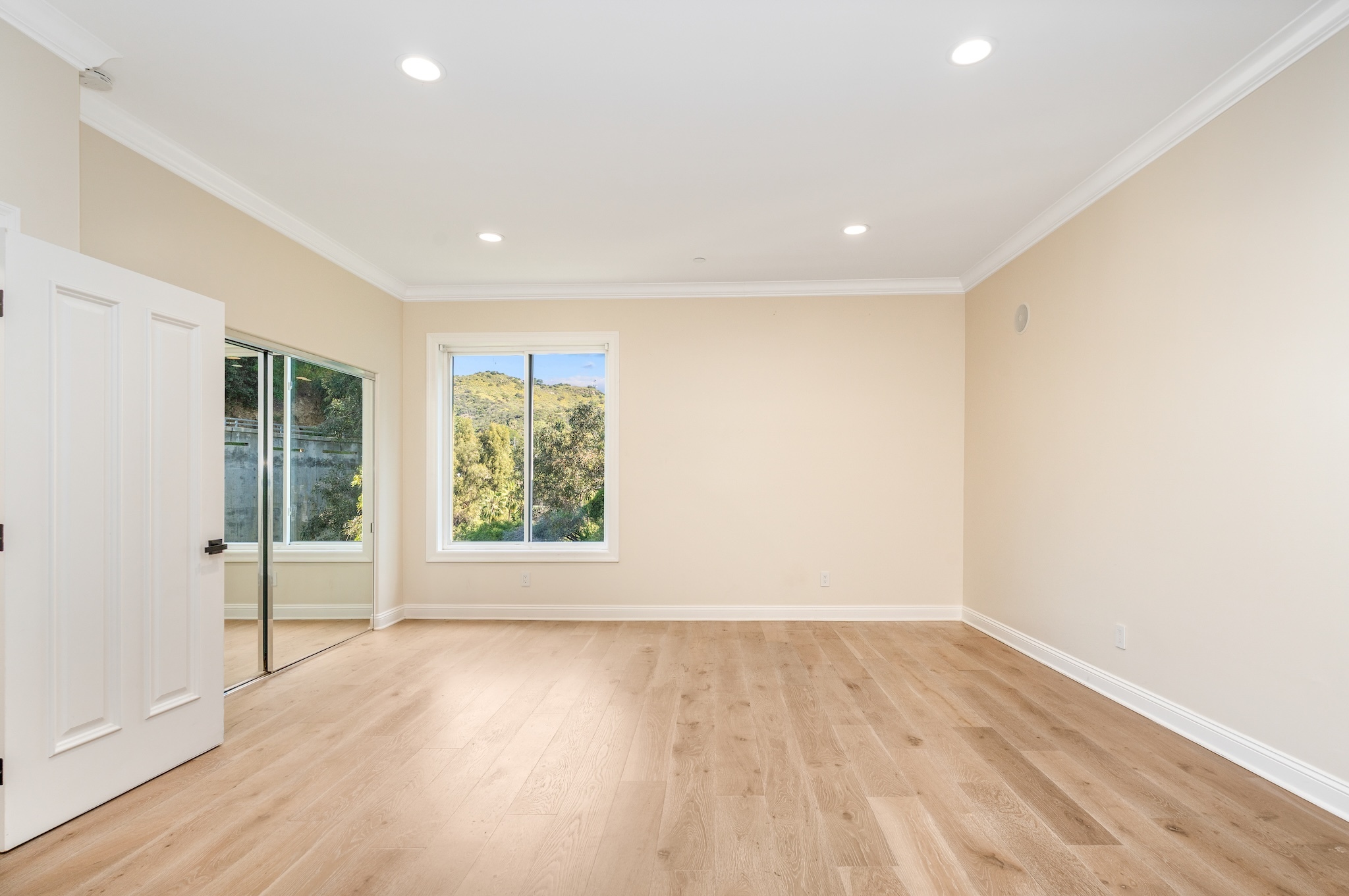  8041 Bulwer Dr - 物件實景