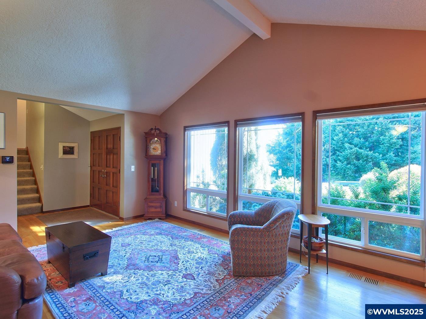 Portland, Oregon, 97229, United States, 4 Bedrooms Bedrooms, ,3 BathroomsBathrooms,Residential,For Sale,1958422