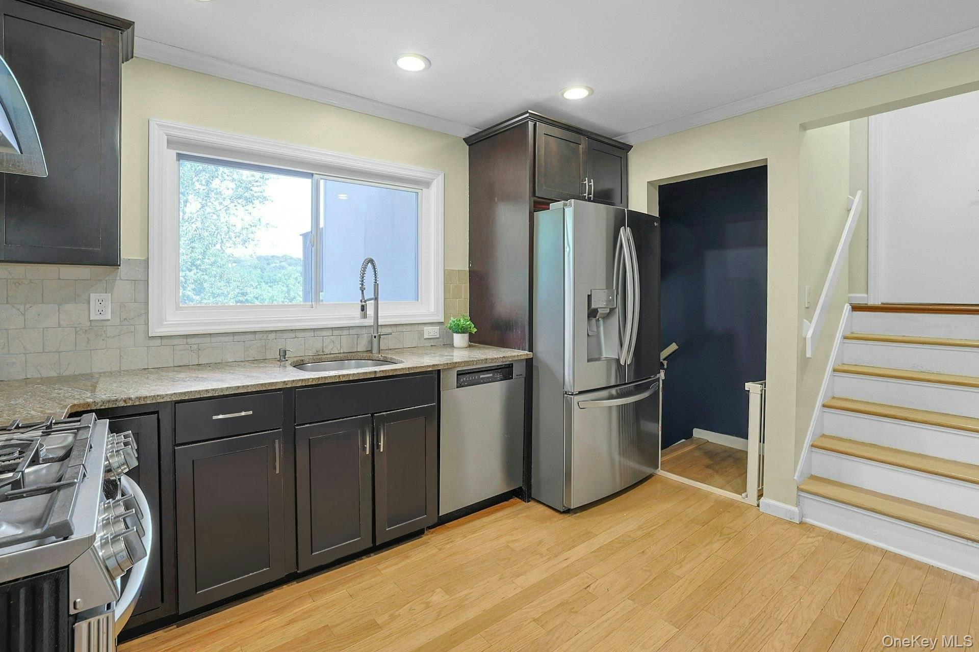 Tarrytown, New York, 10591, United States, 4 Bedrooms Bedrooms, ,3 BathroomsBathrooms,Residential,For Sale,1939396