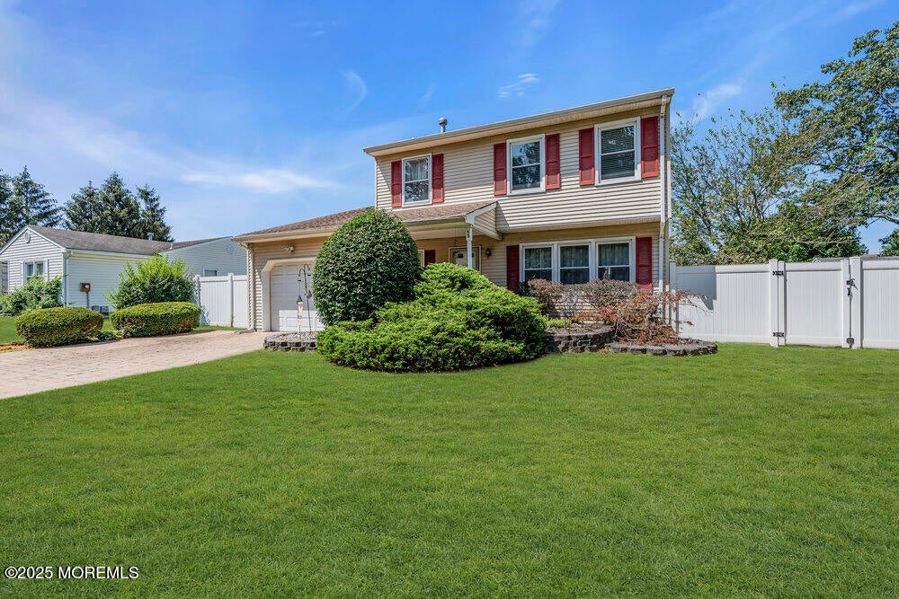Brick, New Jersey, 08724, United States, 4 Bedrooms Bedrooms, ,3 BathroomsBathrooms,Residential,For Sale,1928821