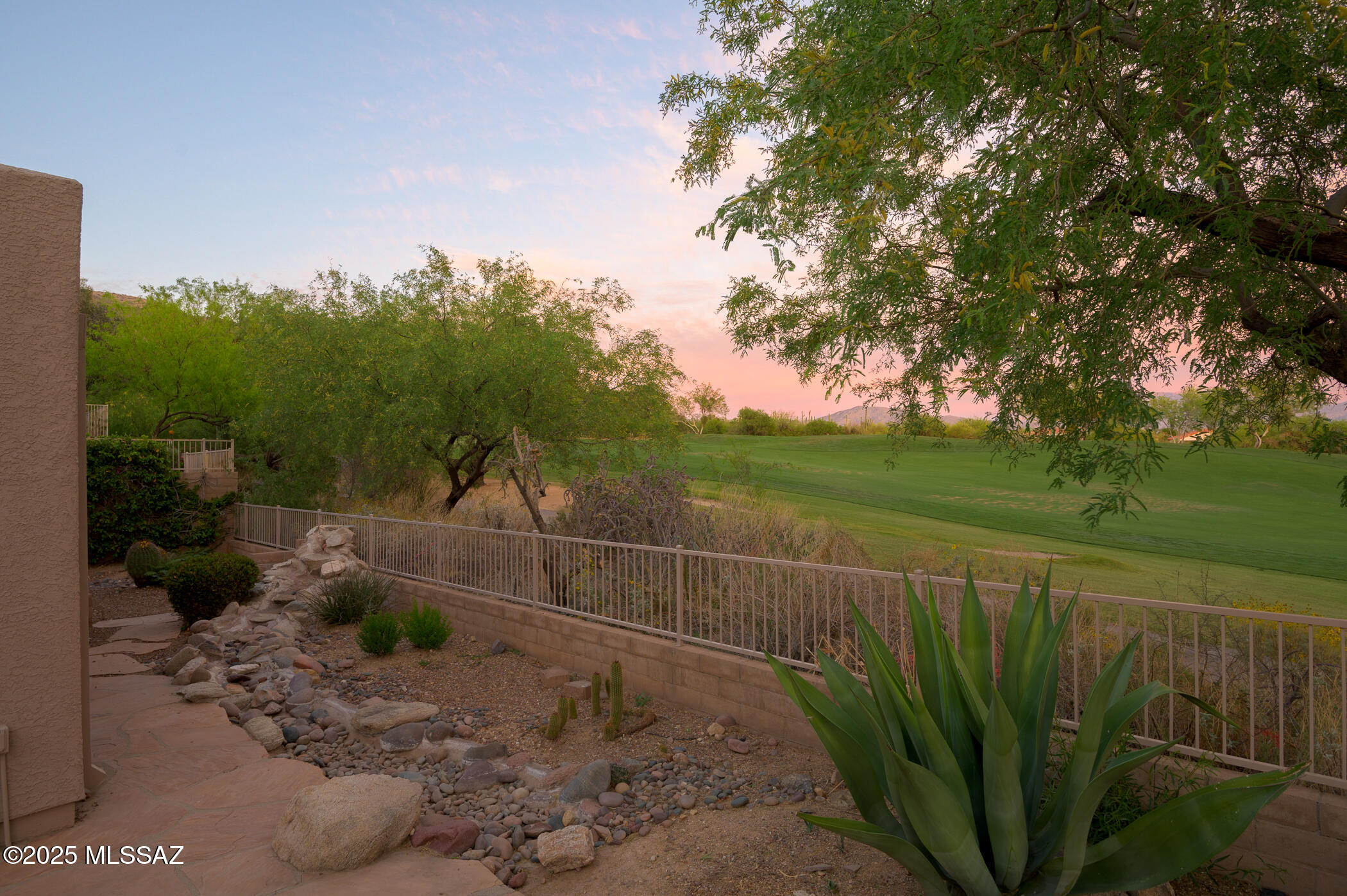 Tucson, Arizona, 85749, United States, 3 Bedrooms Bedrooms, ,3 BathroomsBathrooms,Residential,For Sale,1794562