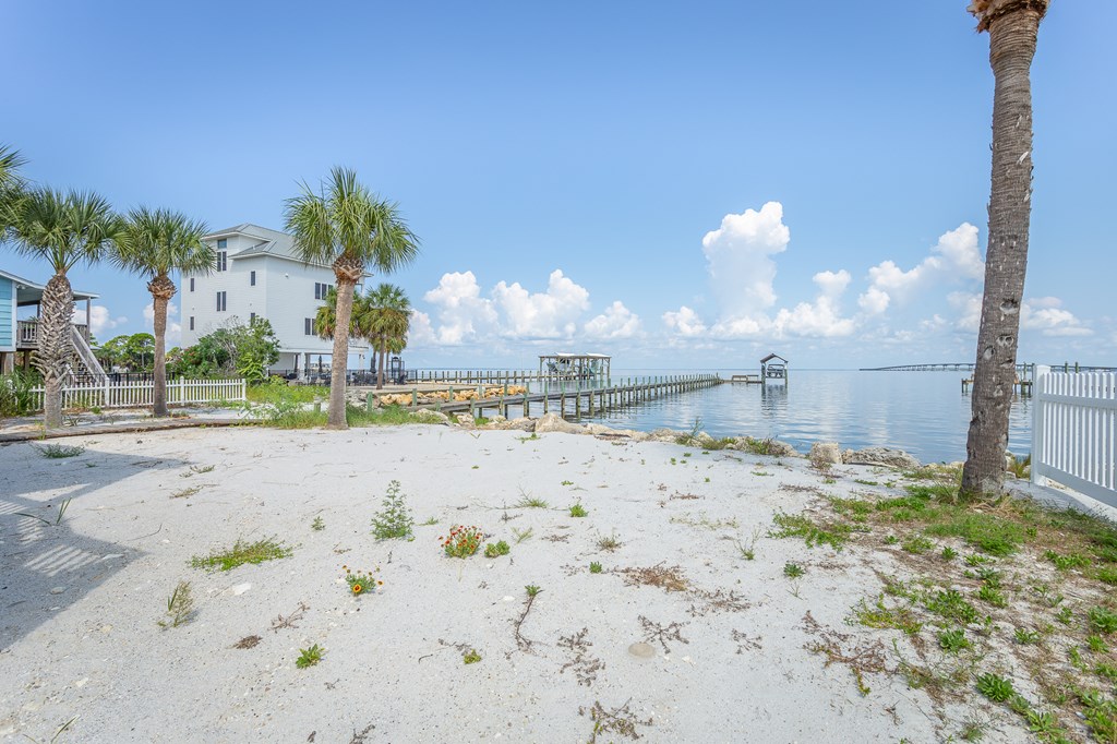 St. George Island, Florida, 32328, United States, 3 Bedrooms Bedrooms, ,3 BathroomsBathrooms,Residential,For Sale,1974443