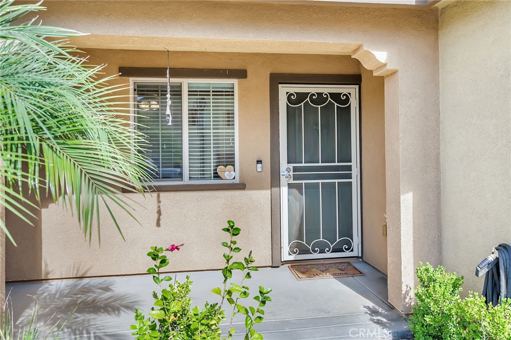 Lake Elsinore, California, 92532, United States, 4 Bedrooms Bedrooms, ,3 BathroomsBathrooms,Residential,For Sale,1955180