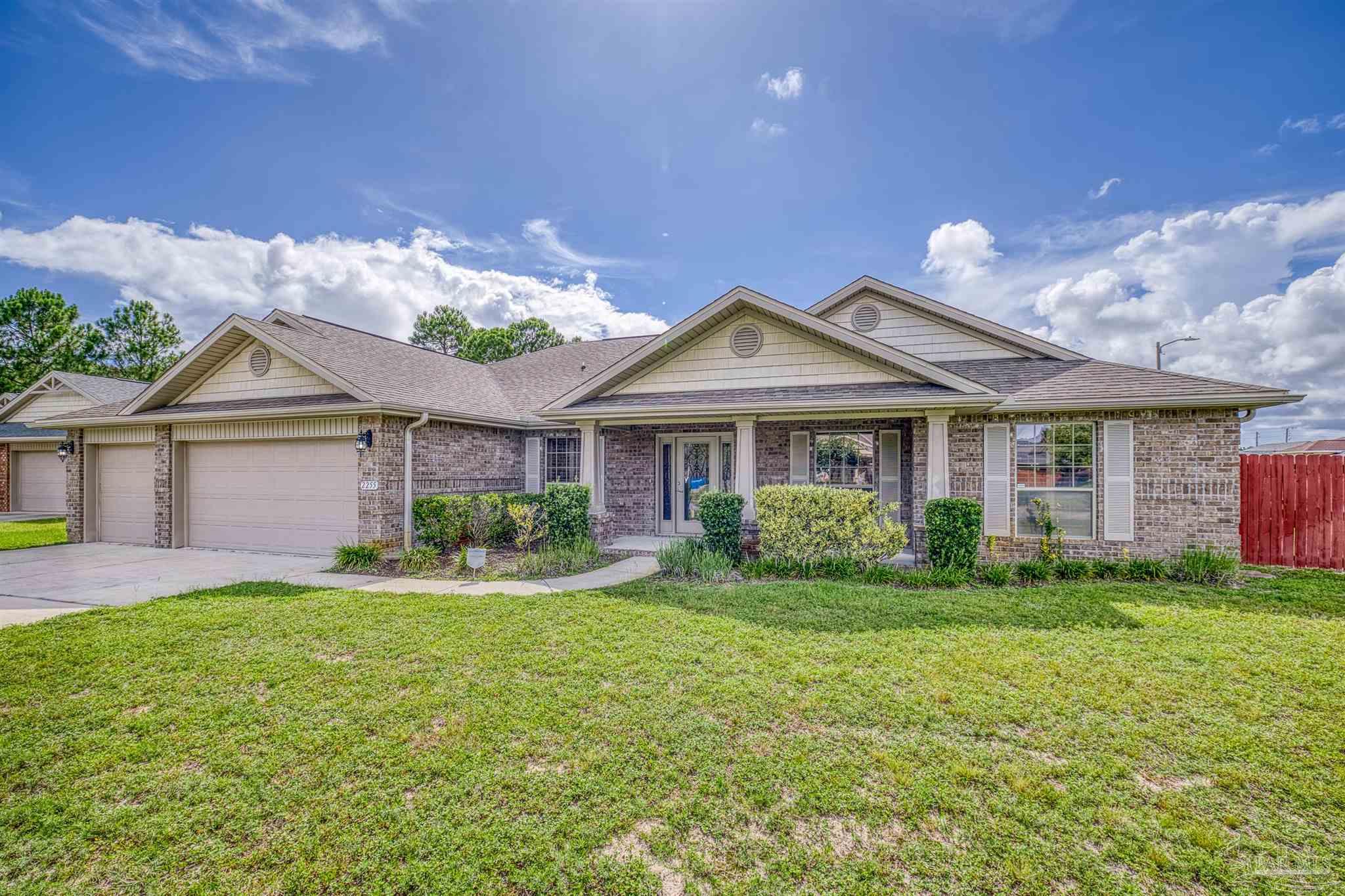 Navarre, Florida, 32566, United States, 4 Bedrooms Bedrooms, ,3 BathroomsBathrooms,Residential,For Sale,1892074