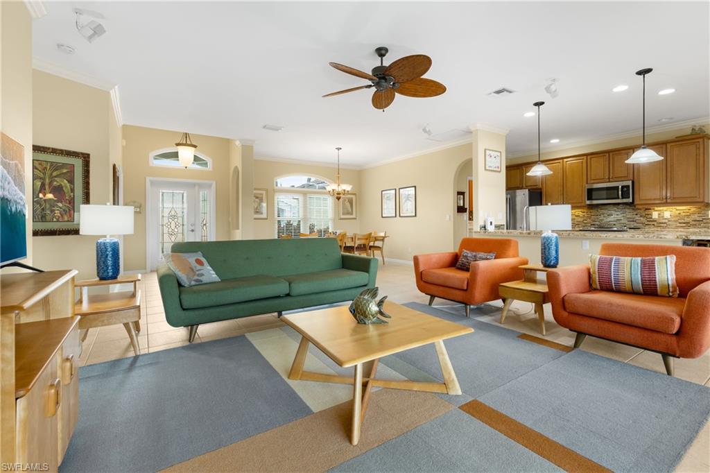 Fort Myers, Florida, 33919, United States, 3 Bedrooms Bedrooms, ,2 BathroomsBathrooms,Residential,For Sale,1970315