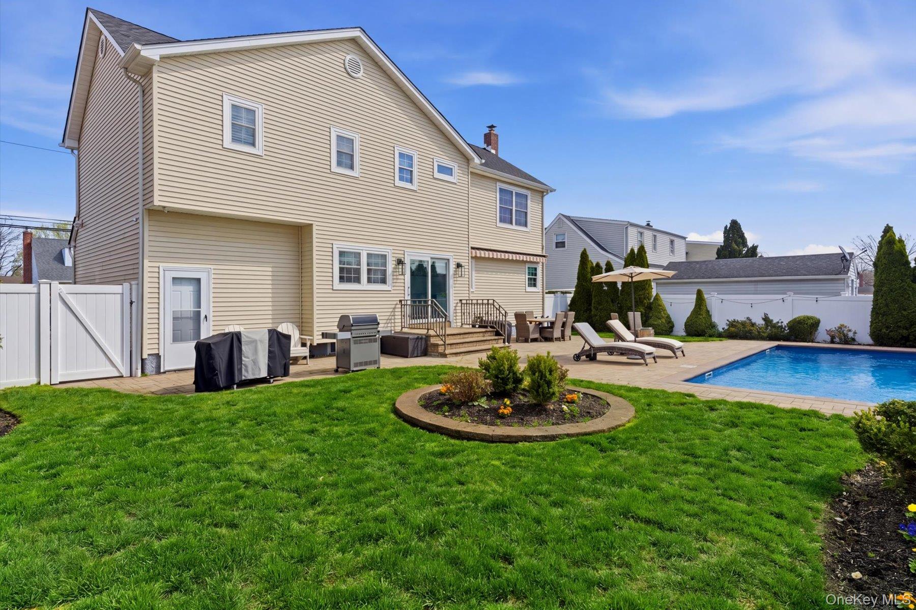  192 N Chestnut Street, Massapequa, NY, 11758 - 物件實景