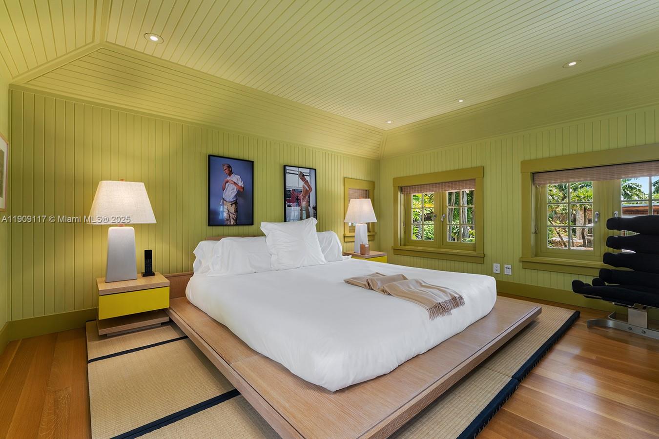 Miami, Florida, 33133, United States, 13 Bedrooms Bedrooms, ,18 BathroomsBathrooms,Residential,For Sale,1989288