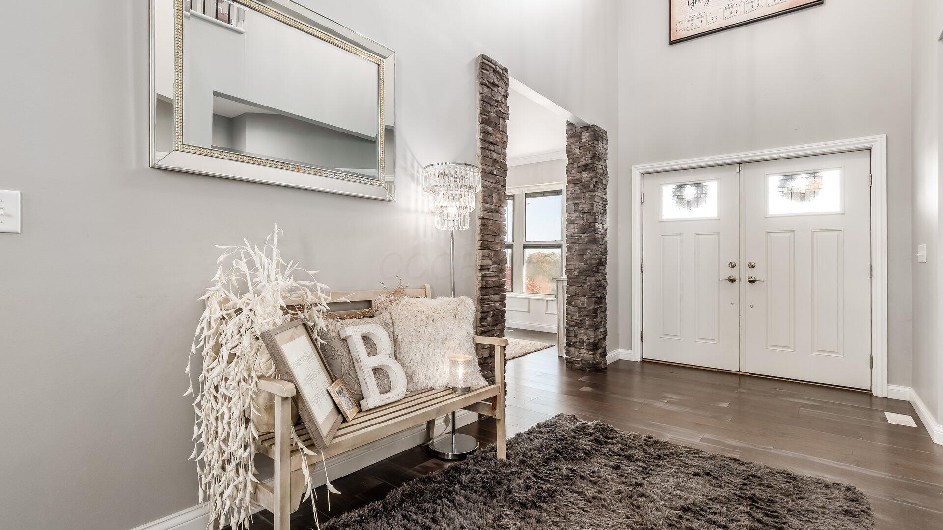 Hebron, Ohio, 43025, United States, 5 Bedrooms Bedrooms, ,5 BathroomsBathrooms,Residential,For Sale,1988631