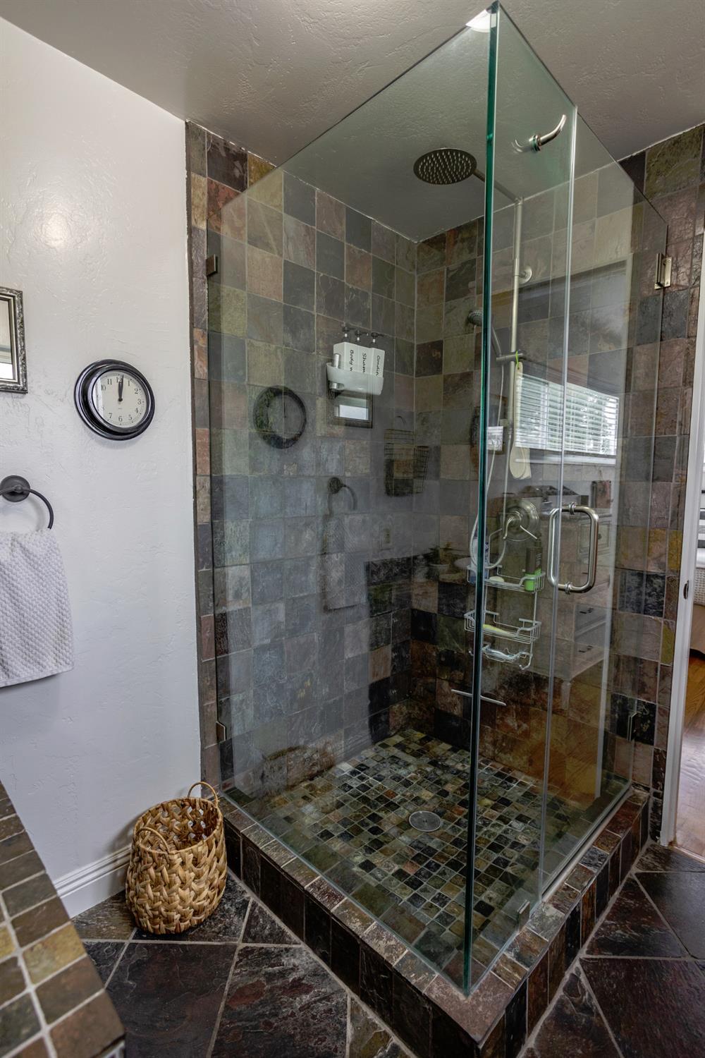 Modesto, California, 95350, United States, 4 Bedrooms Bedrooms, ,3 BathroomsBathrooms,Residential,For Sale,2012563