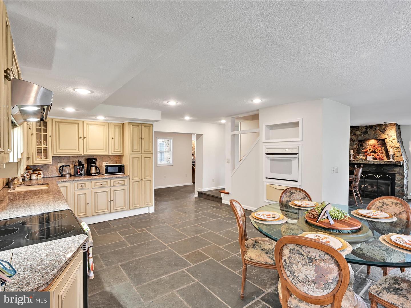 Manheim, Pennsylvania, 17545, United States, 7 Bedrooms Bedrooms, ,3 BathroomsBathrooms,Residential,For Sale,1991090