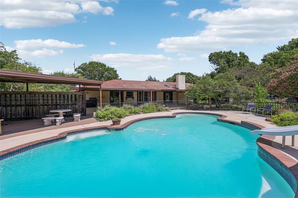 Sachse, Texas, 75048, United States, 3 Bedrooms Bedrooms, ,2 BathroomsBathrooms,Residential,For Sale,1987515