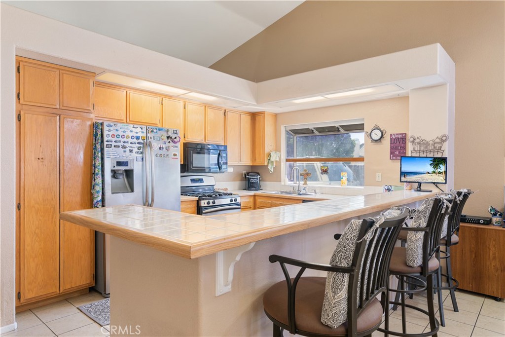 Riverside, California, 92508, United States, 3 Bedrooms Bedrooms, ,2 BathroomsBathrooms,Residential,For Sale,1958180