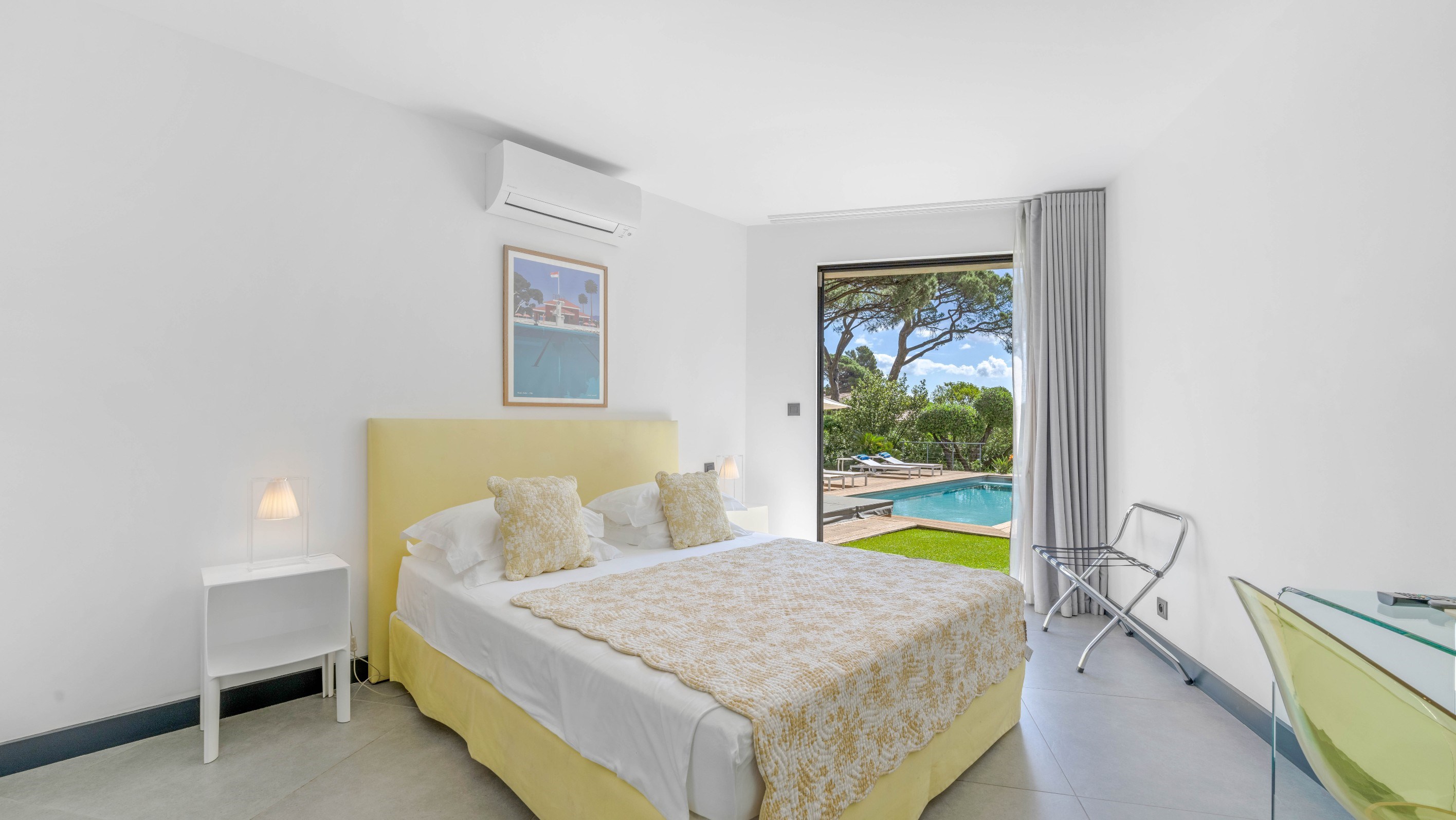  Sole agents - Contemporary villa for sale in Grimaud with sea view and pool - 物件實景