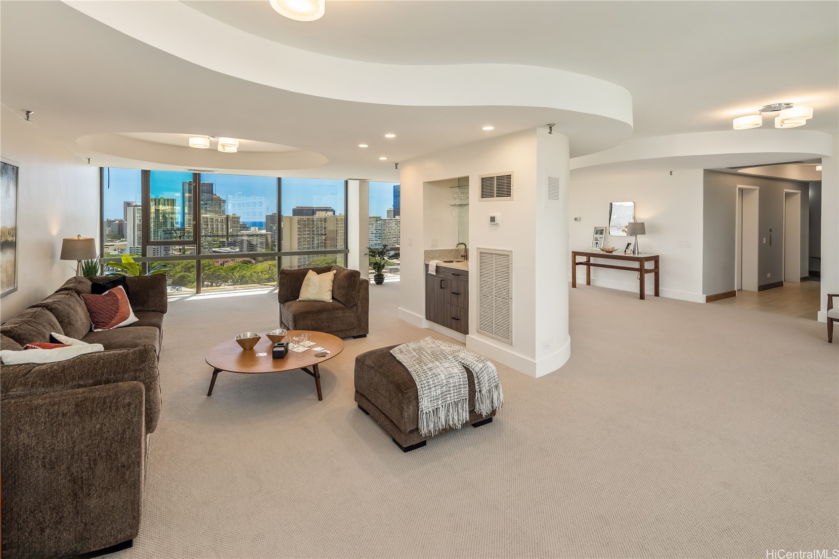 Honolulu, Hawaii, 96826, United States, 3 Bedrooms Bedrooms, ,3 BathroomsBathrooms,Residential,For Sale,1934330