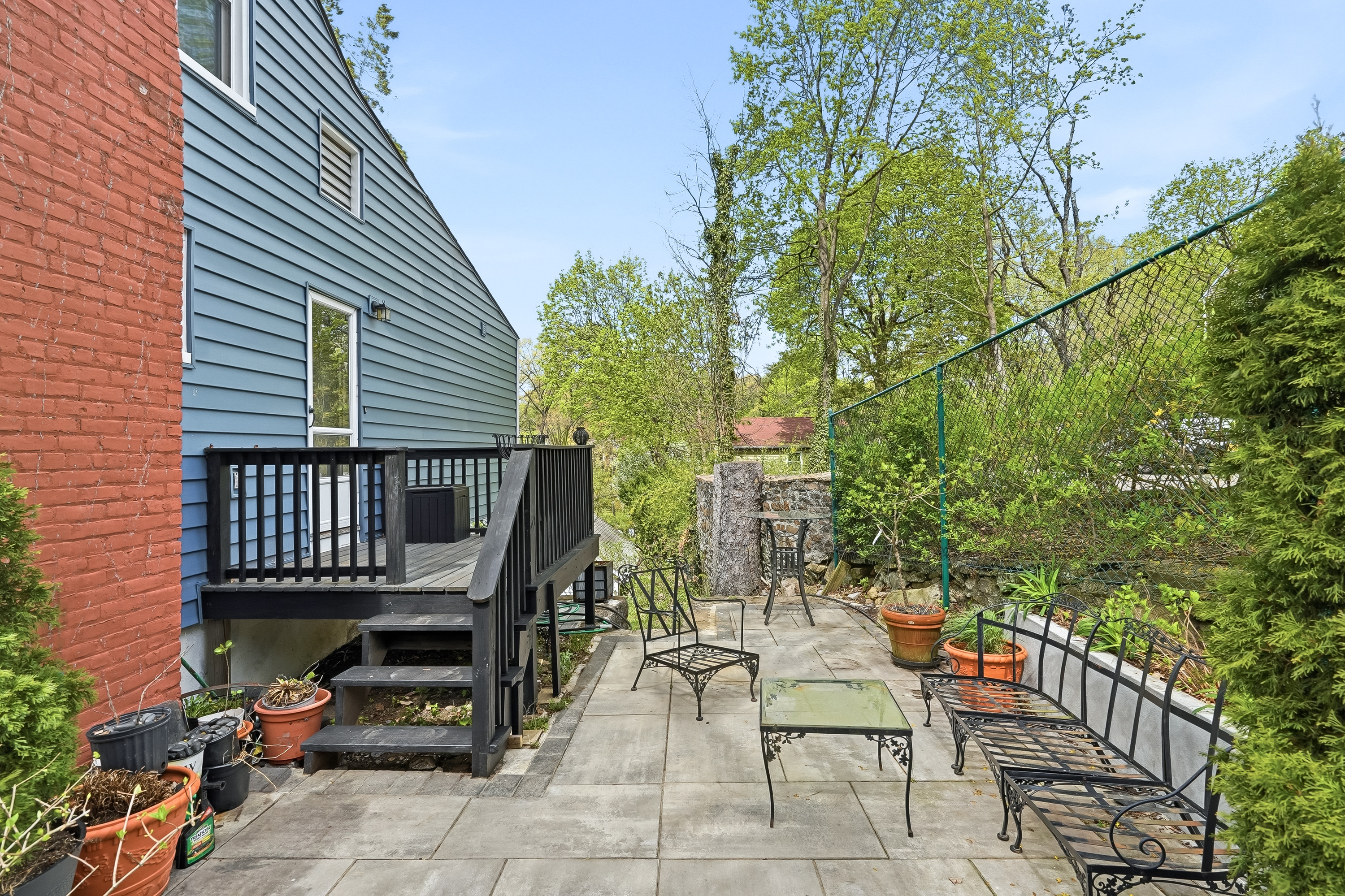  Adorable Cape Colonial in Manor Woods - 物件實景