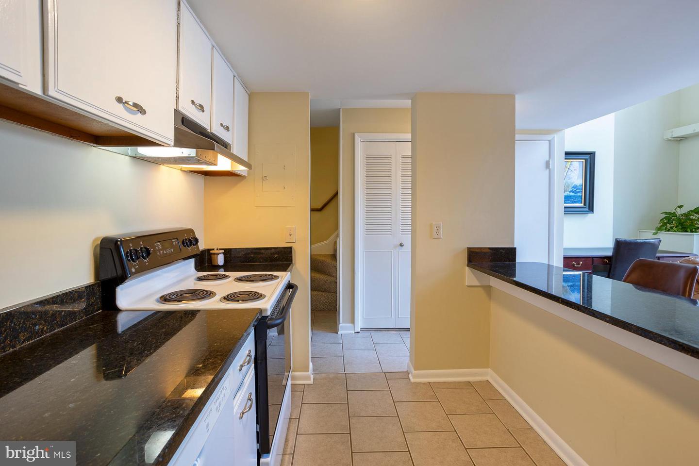 Annapolis, Maryland, 21403, United States, 1 Bedroom Bedrooms, ,1 BathroomBathrooms,Residential,For Sale,1860051