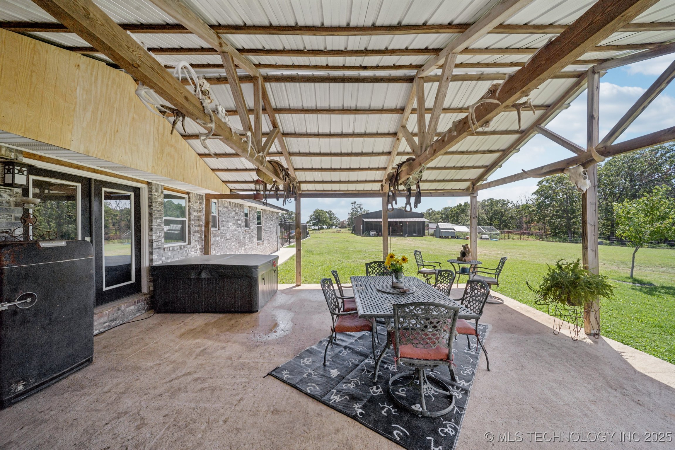 Barnsdall, Oklahoma, 74002, United States, 4 Bedrooms Bedrooms, ,3 BathroomsBathrooms,Residential,For Sale,1898751